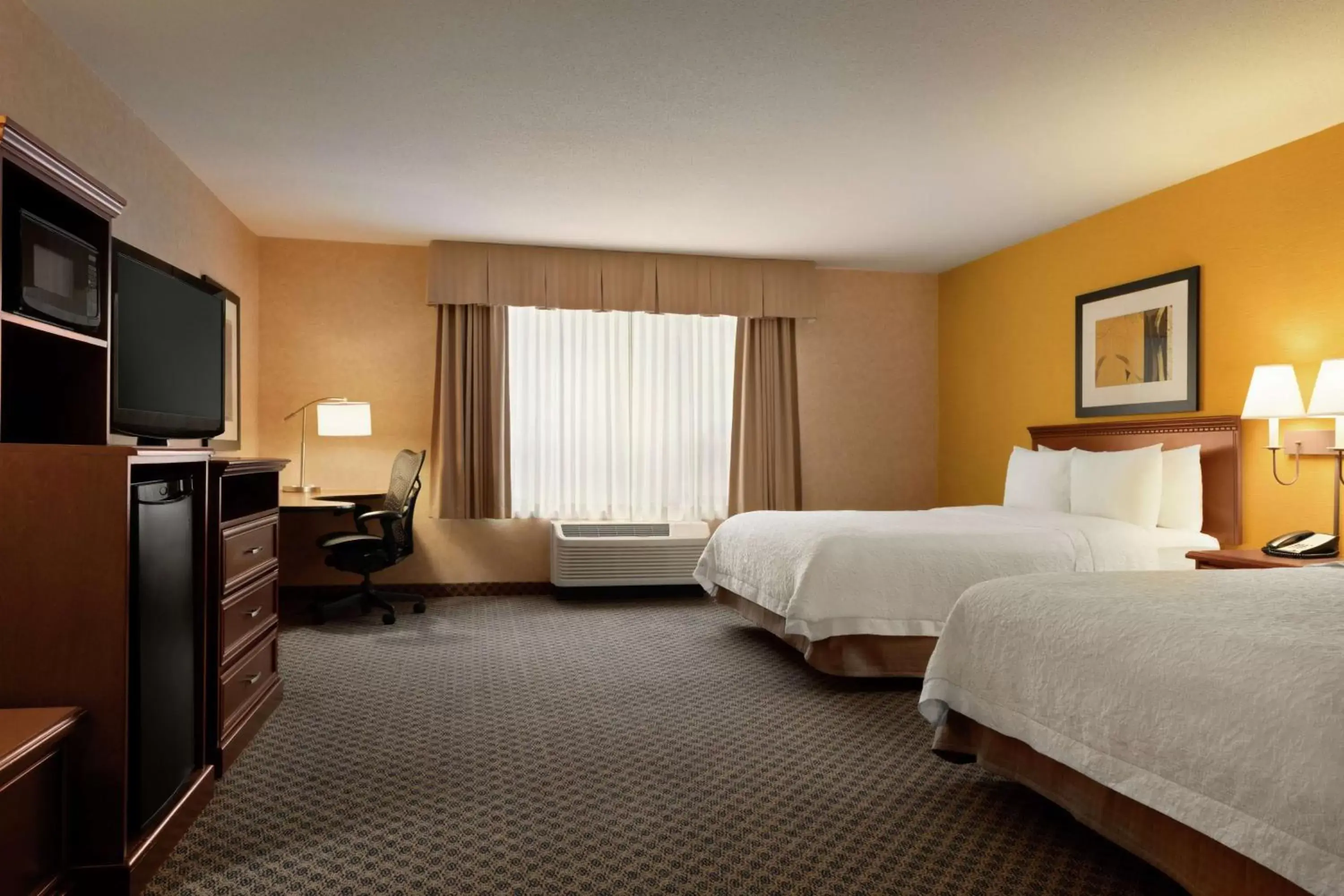 Queen Room with Two Queen Beds - Disability Access/Non-Smoking in Hampton Inn & Suites by Hilton Langley-Surrey Queen Room with Two Queen Beds - Disability Access/Non-Smoking in Hampton Inn & Suites by Hilton Langley-Surrey