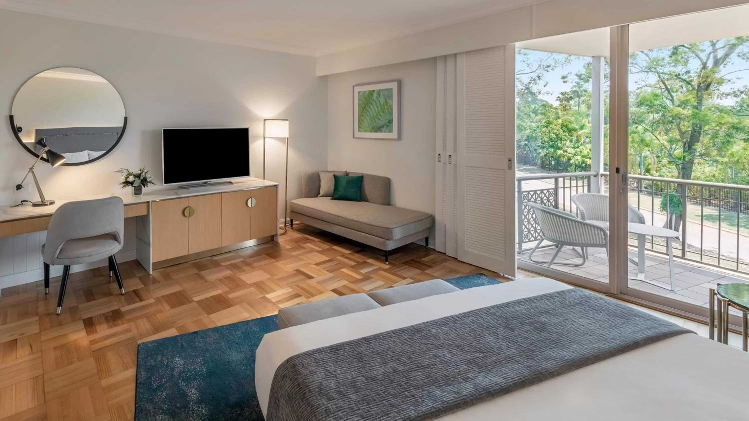 Photo of the whole room, Bed in InterContinental Sanctuary Cove Resort by IHG