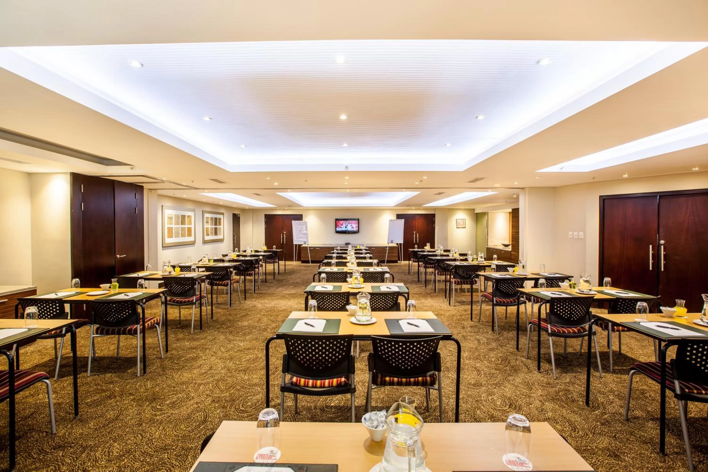 Meeting/conference room in City Lodge Hotel at OR Tambo International Airport