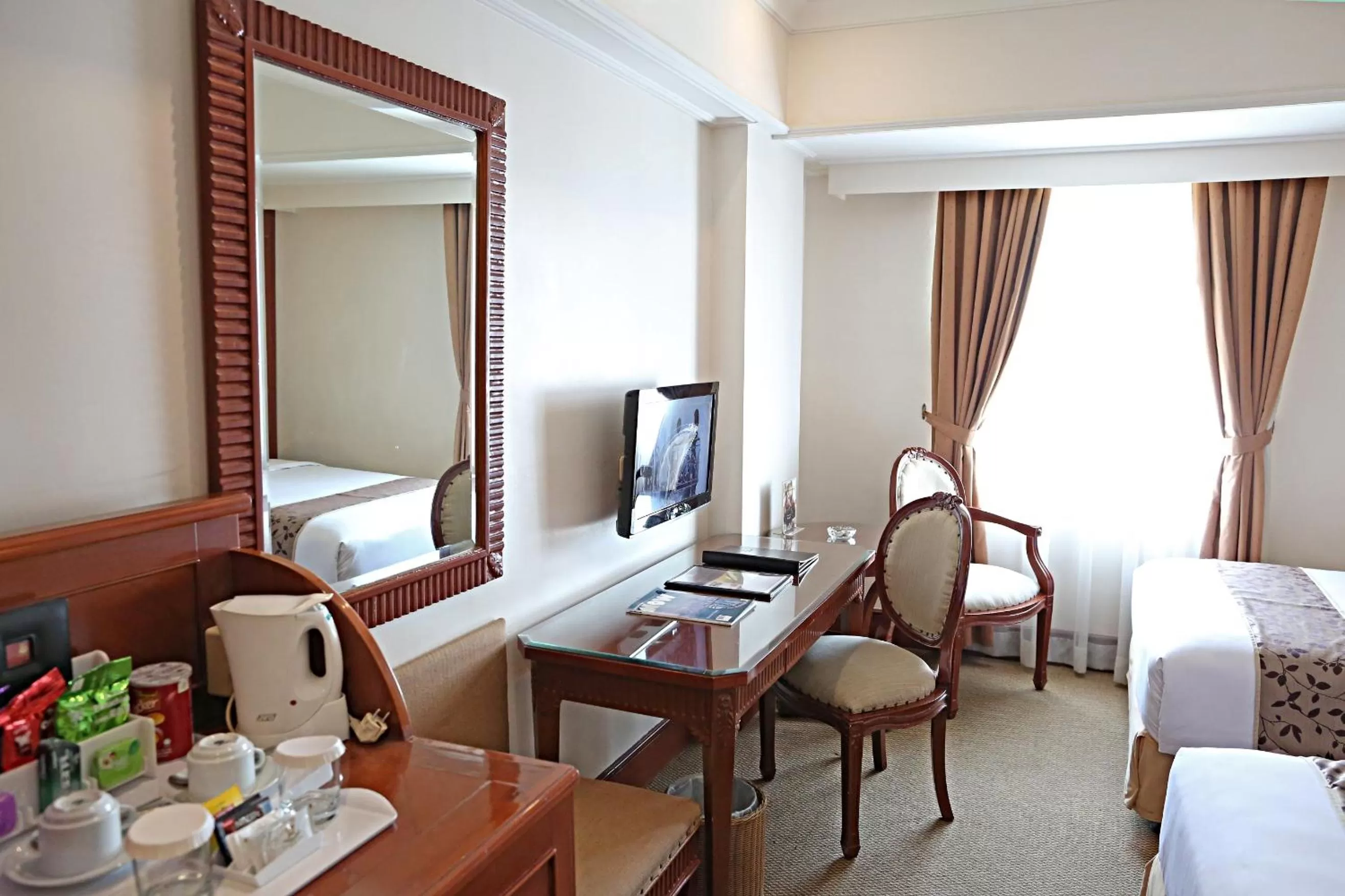 Bedroom, Bed in Golden Boutique Hotel Melawai