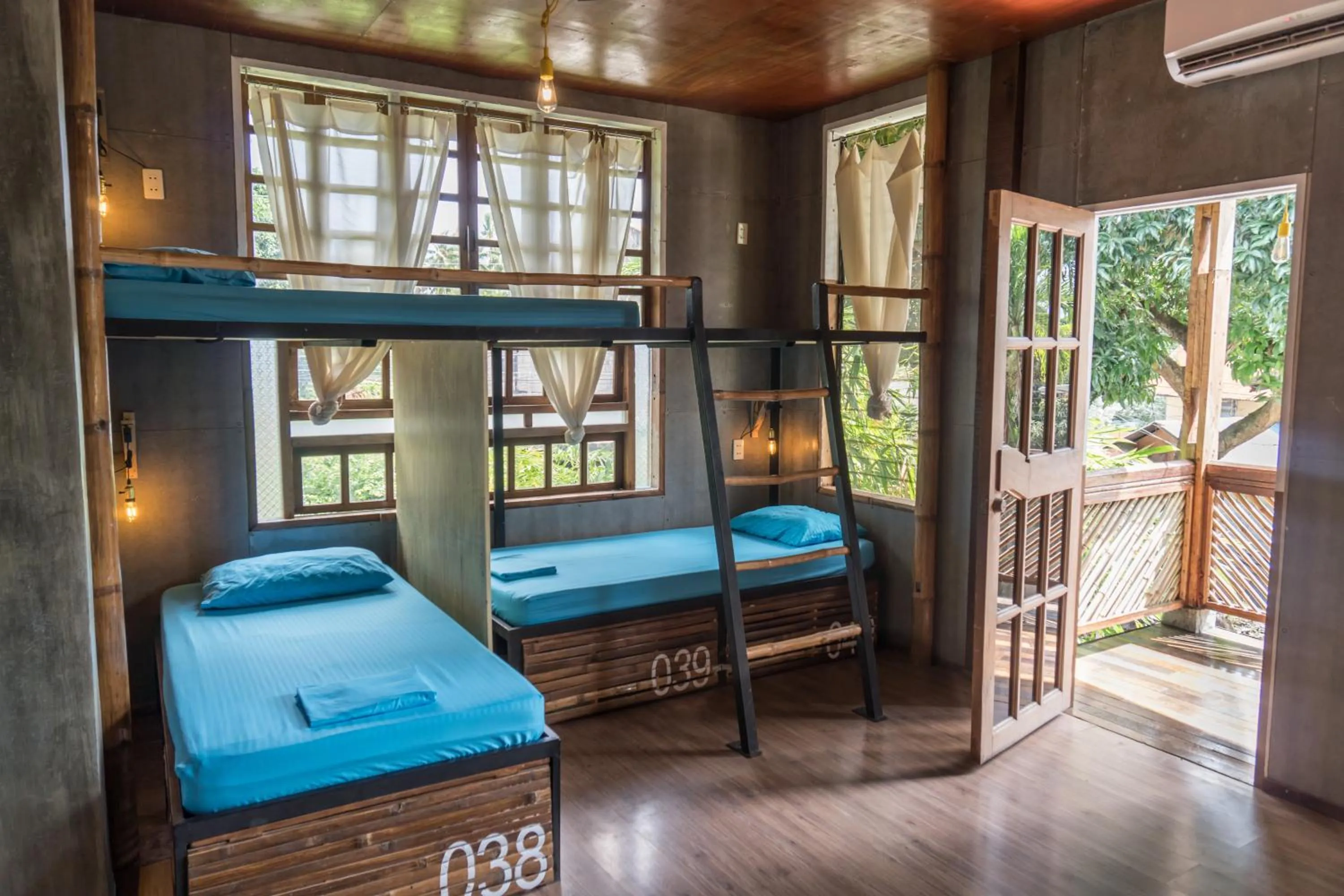 Bed in The Flying Fish Hostel