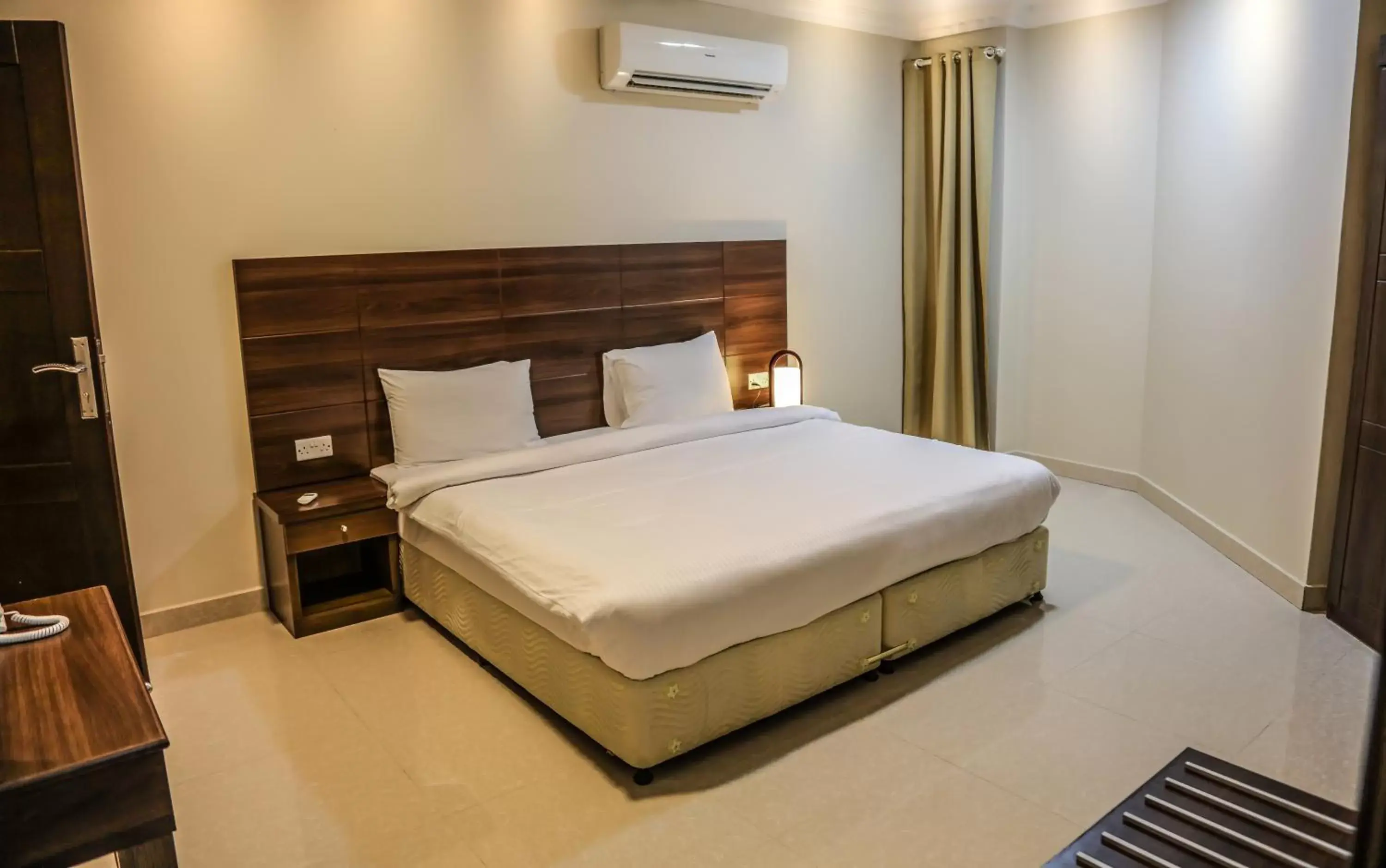 Standard Single Room - single occupancy in Barka Hotel Apartment Standard Single Room - single occupancy in Barka Hotel Apartment