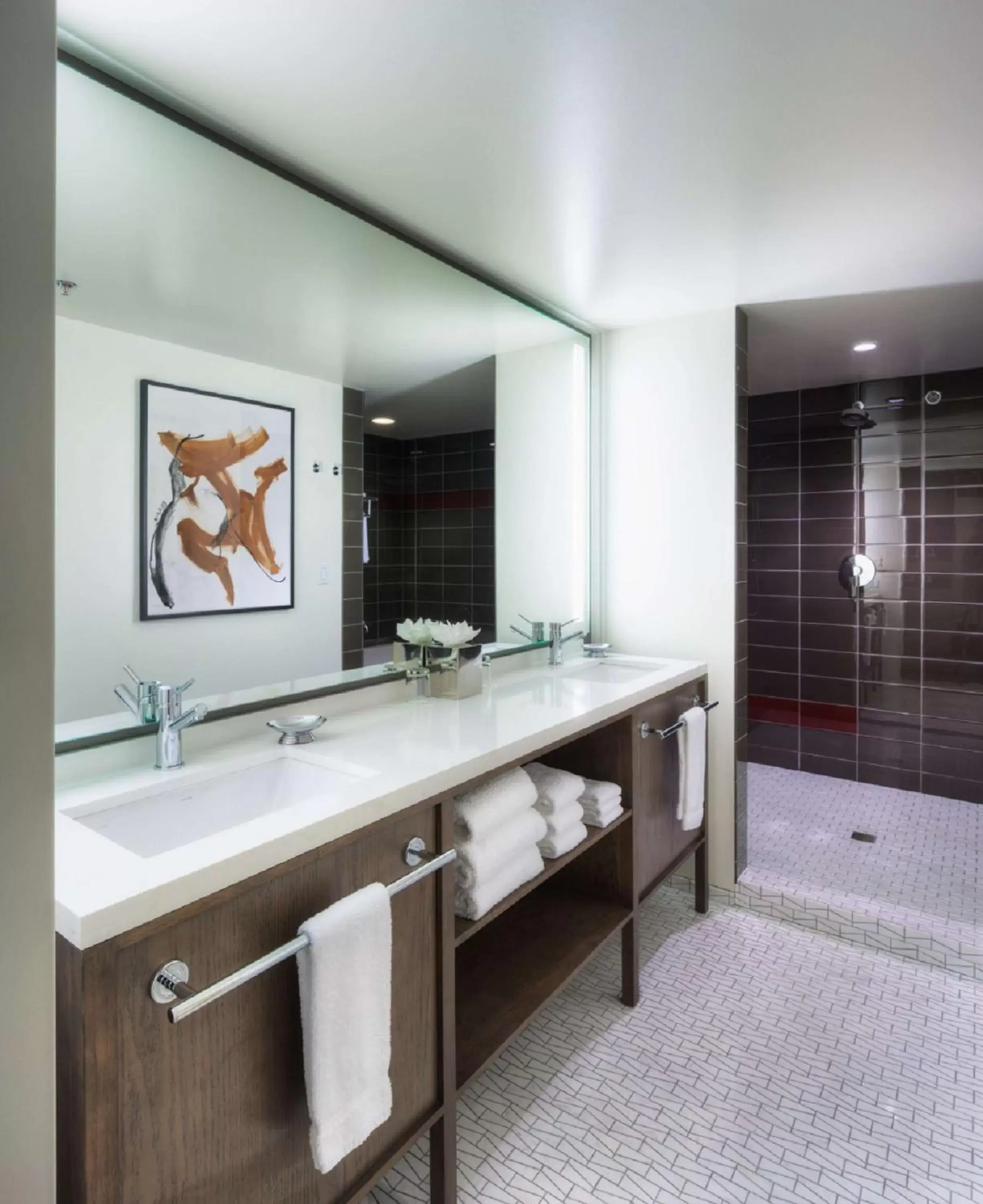 King Suite with Mobility Accessible Roll-In Shower in Hotel Eastlund - Best Western Premier Collection King Suite with Mobility Accessible Roll-In Shower in Hotel Eastlund - Best Western Premier Collection