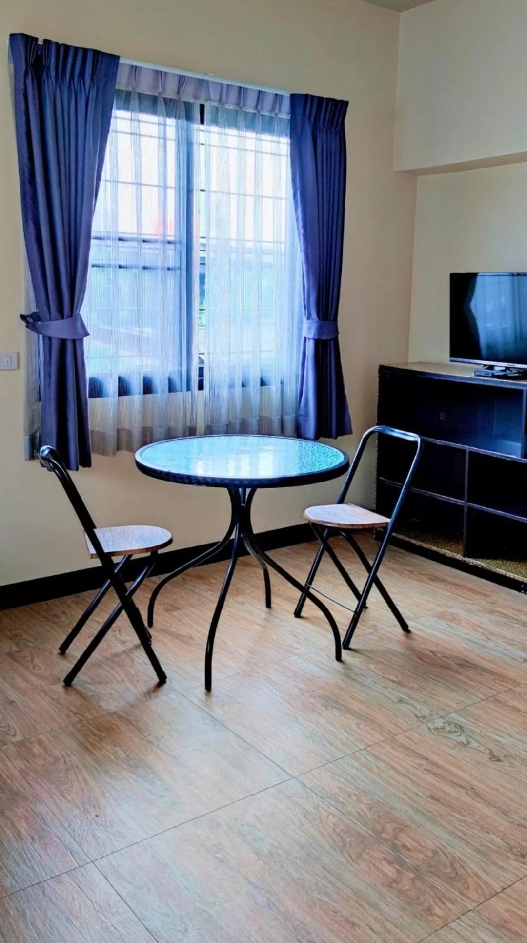 TV and multimedia, Seating Area in The Cube Sathorn Boutique Hotel