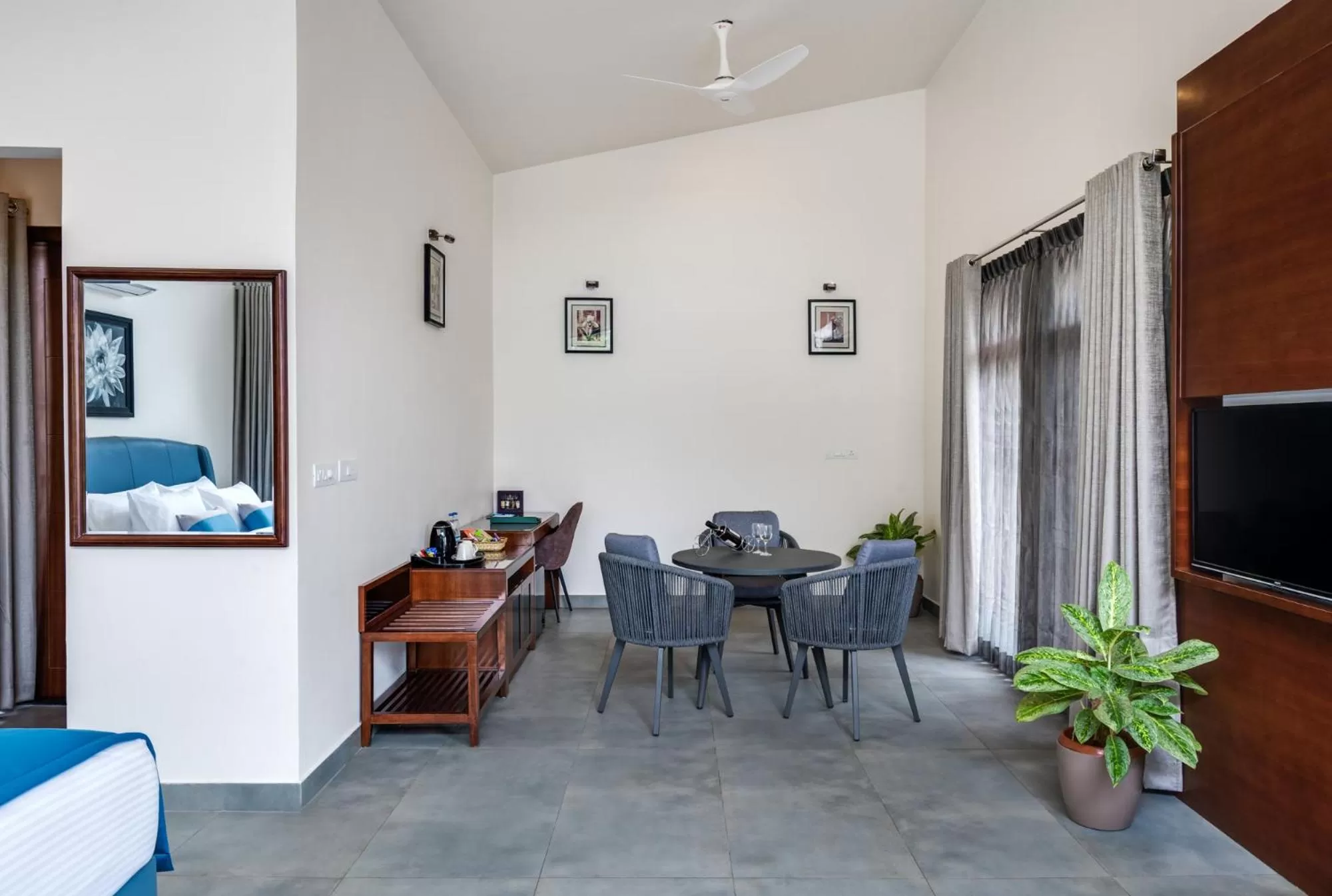 Living room in Vismita County