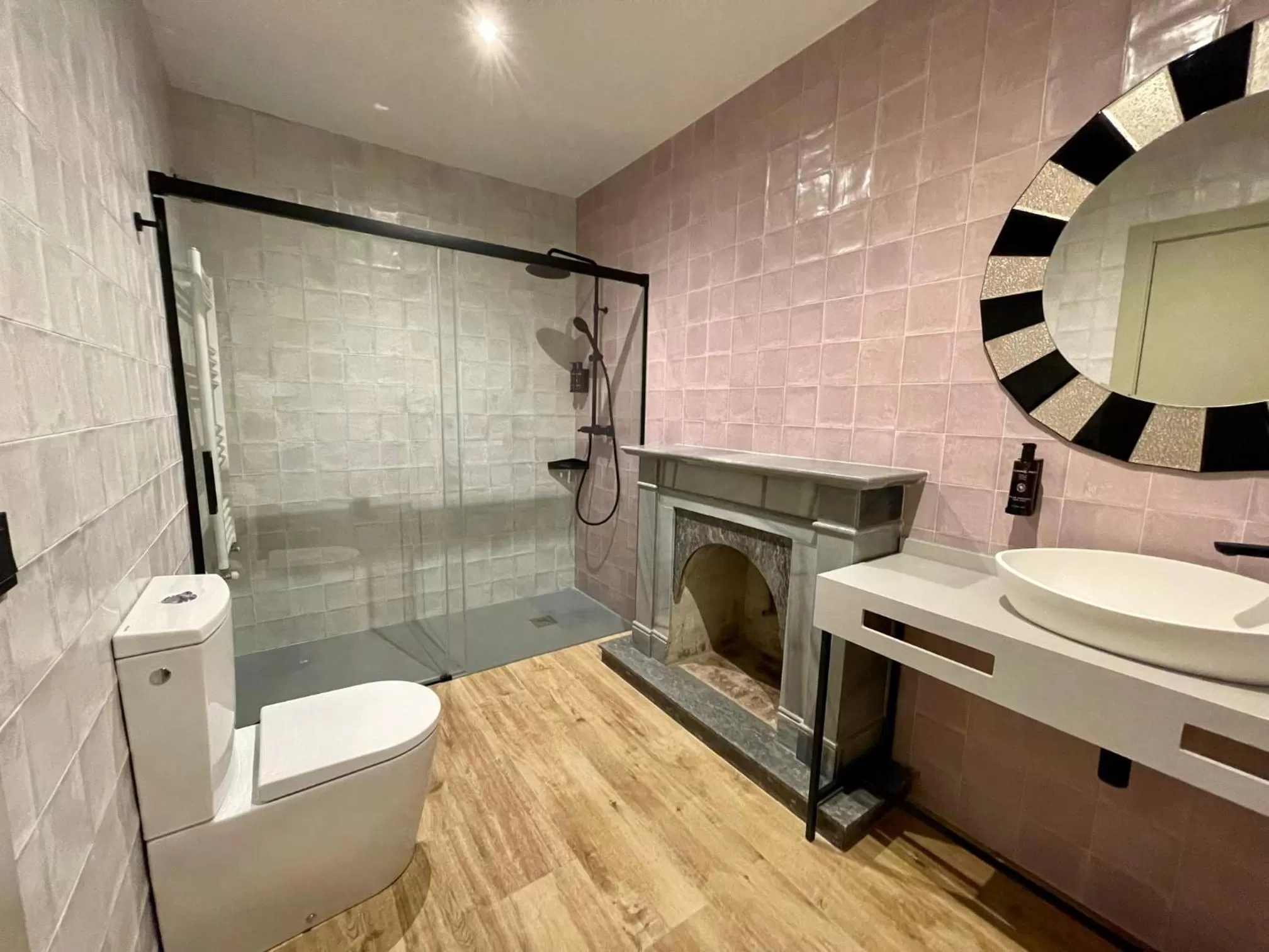 Bathroom in Akla Hotel Badajoz