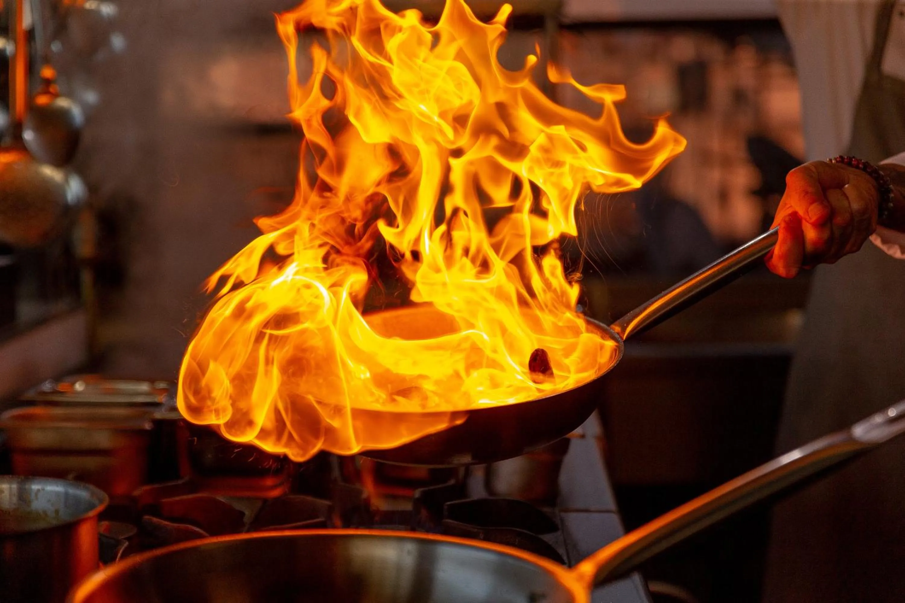 Restaurant/places to eat in Grand Washington Hotel