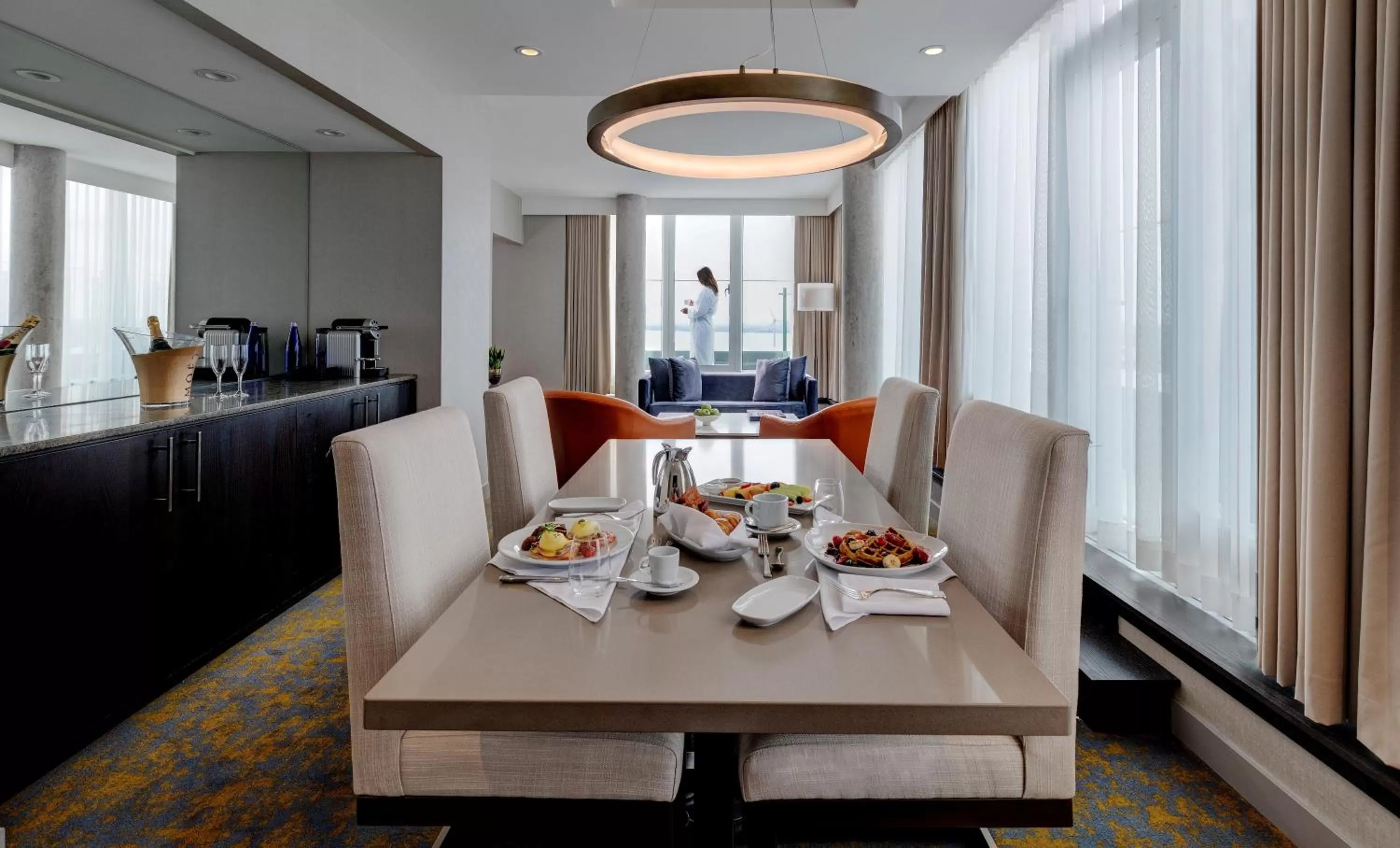 Food and drinks in Hotel X Toronto, a Destination by Hyatt Hotel