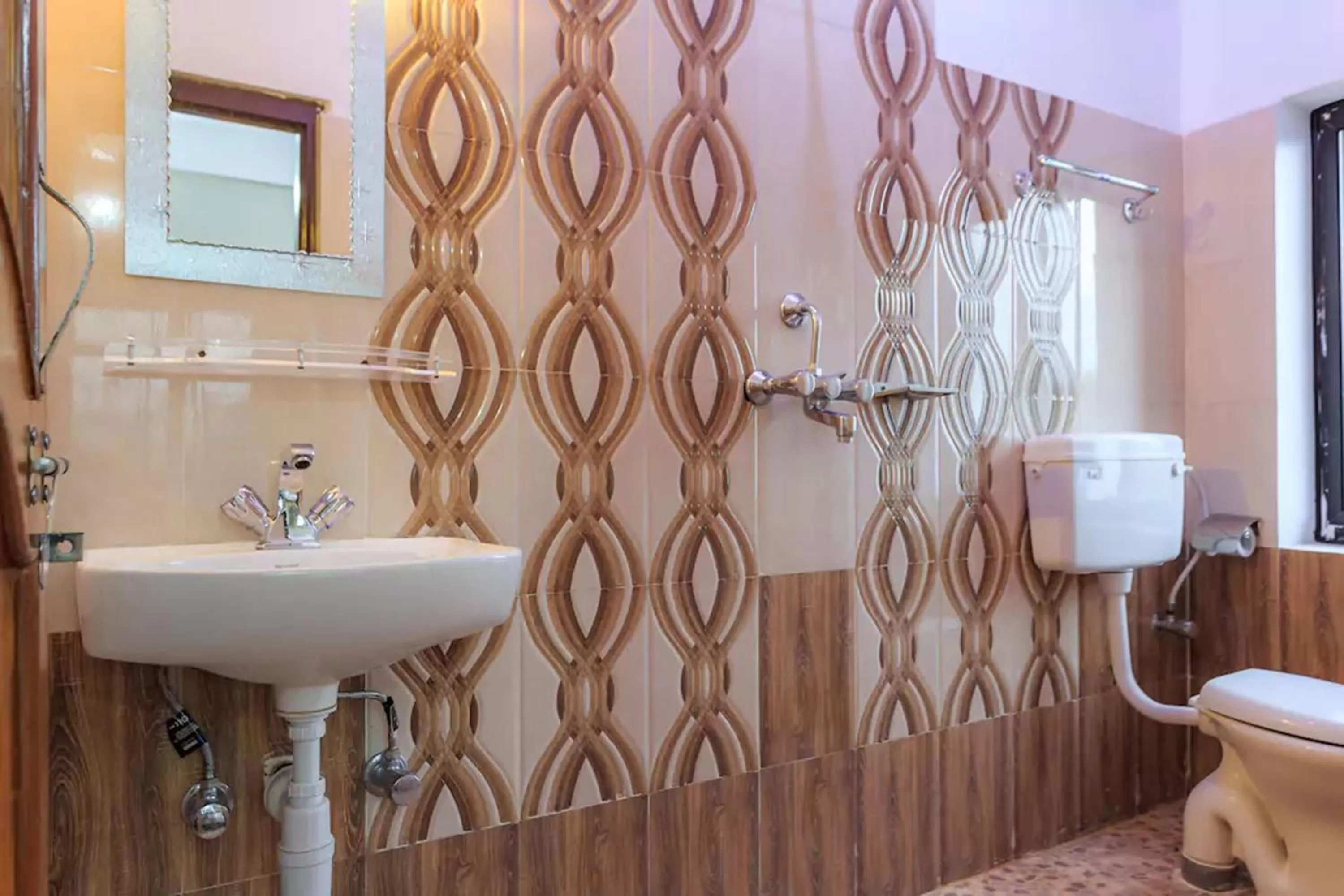 Bathroom in Hotel Immortal Inn