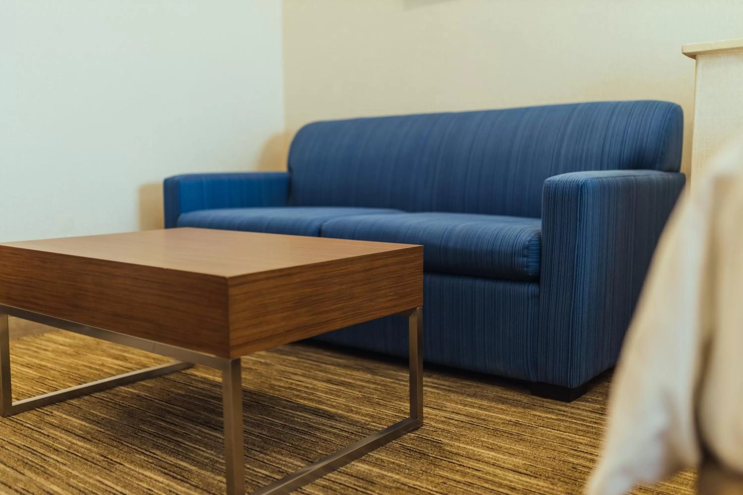 Seating area in Holiday Inn Express Davis-University Area by IHG