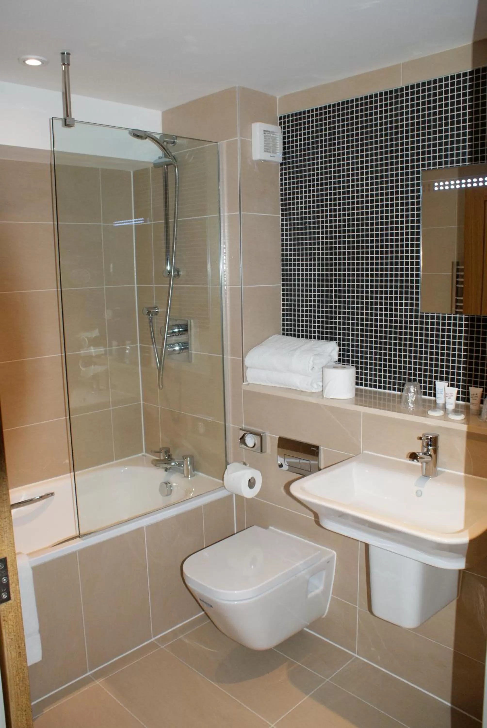 Bathroom in Cambridge Quy Mill Hotel & Spa