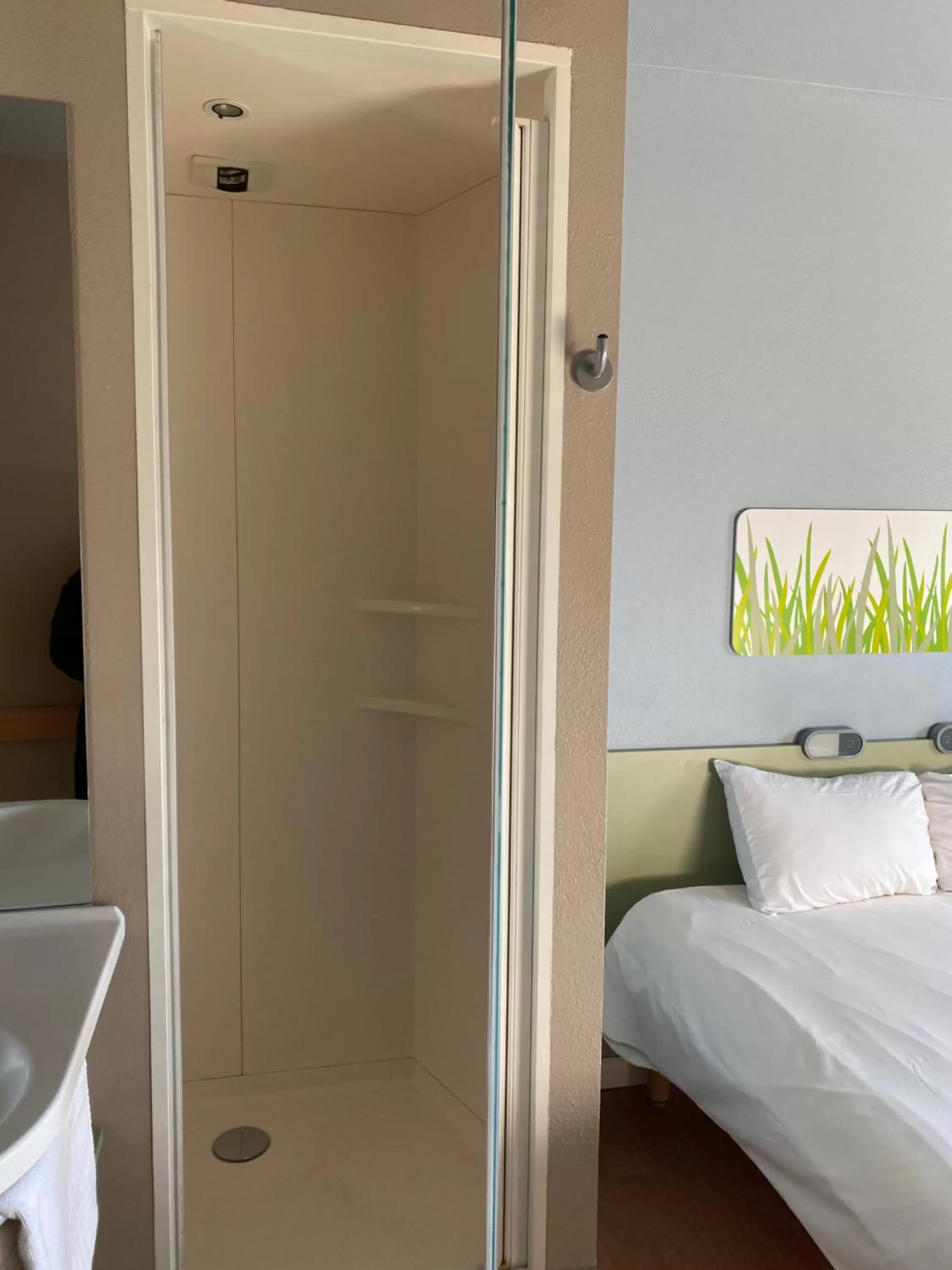 Other, Bed in Ibis budget Verdun