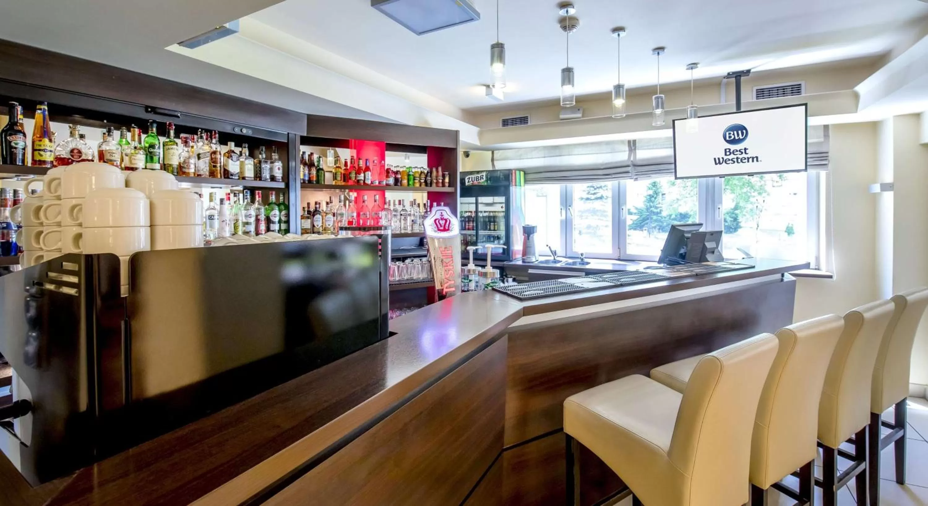 Lounge or bar in Best Western Hotel Portos