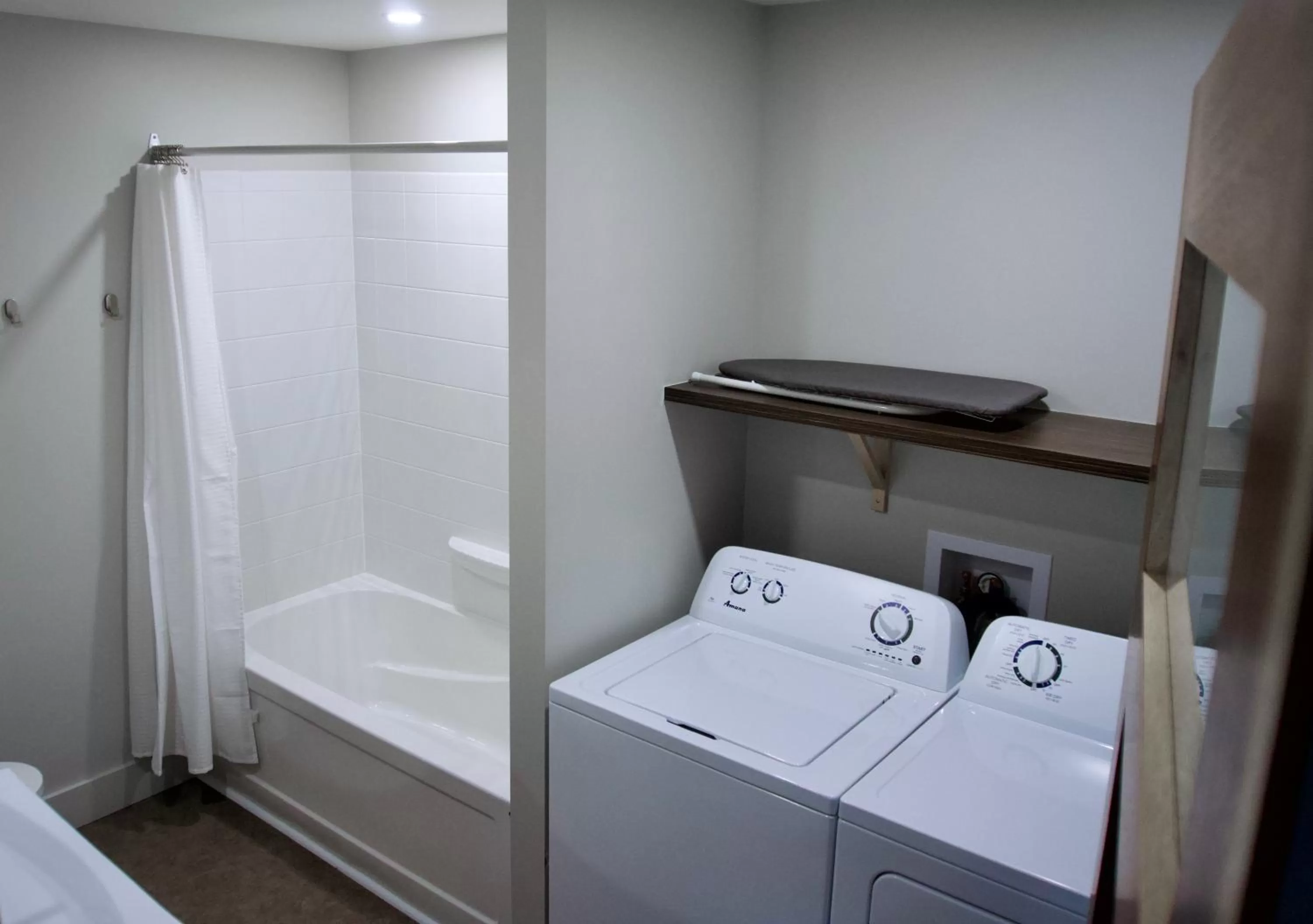 Bathroom in Morel Executive Suites