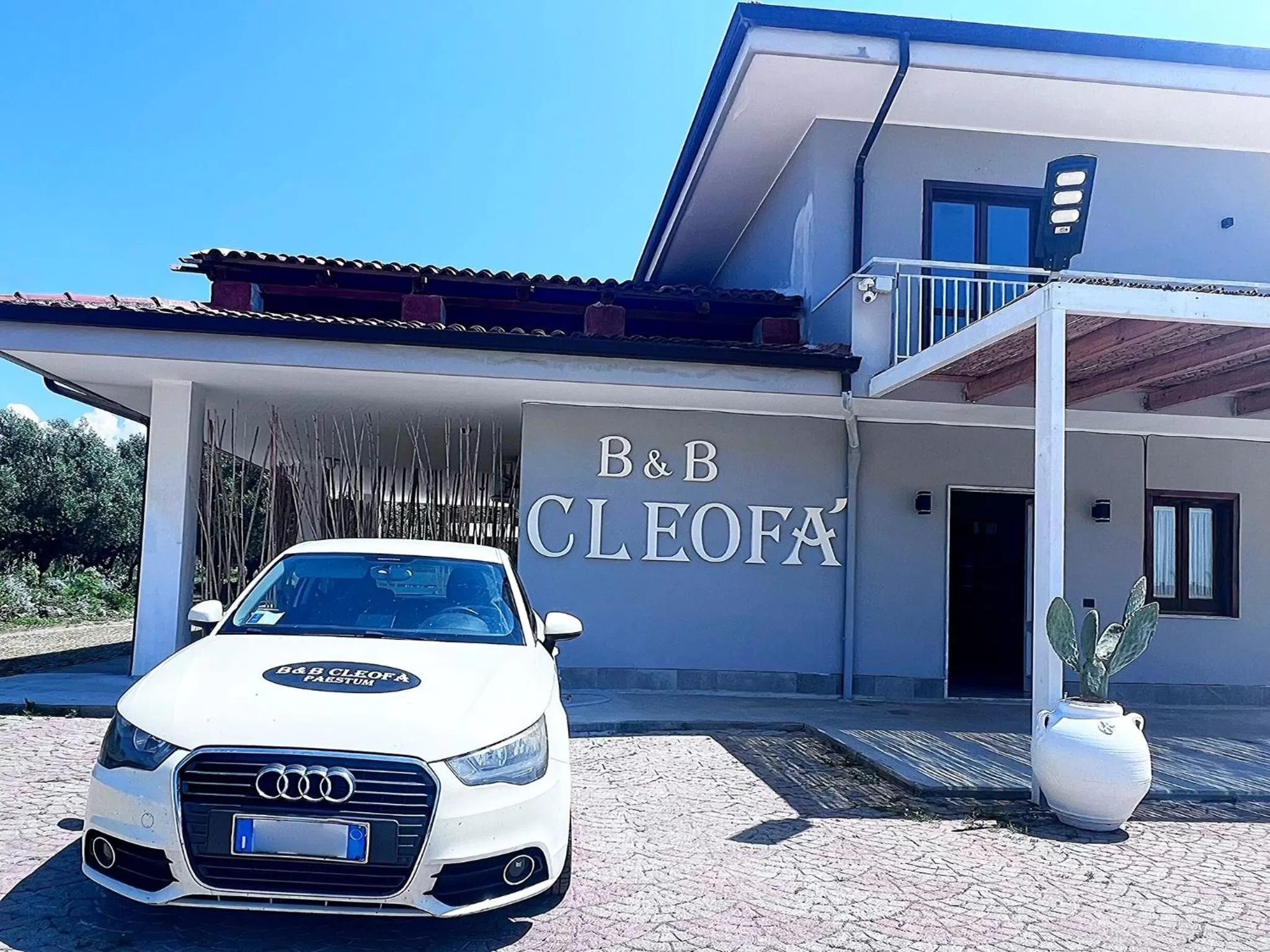 Property Building in B&B Cleofà Paestum