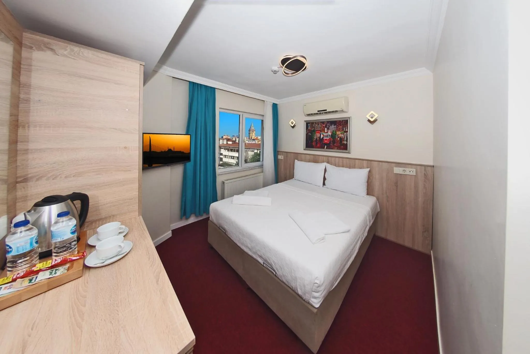 TV and multimedia in Le Safran Palace Hotel