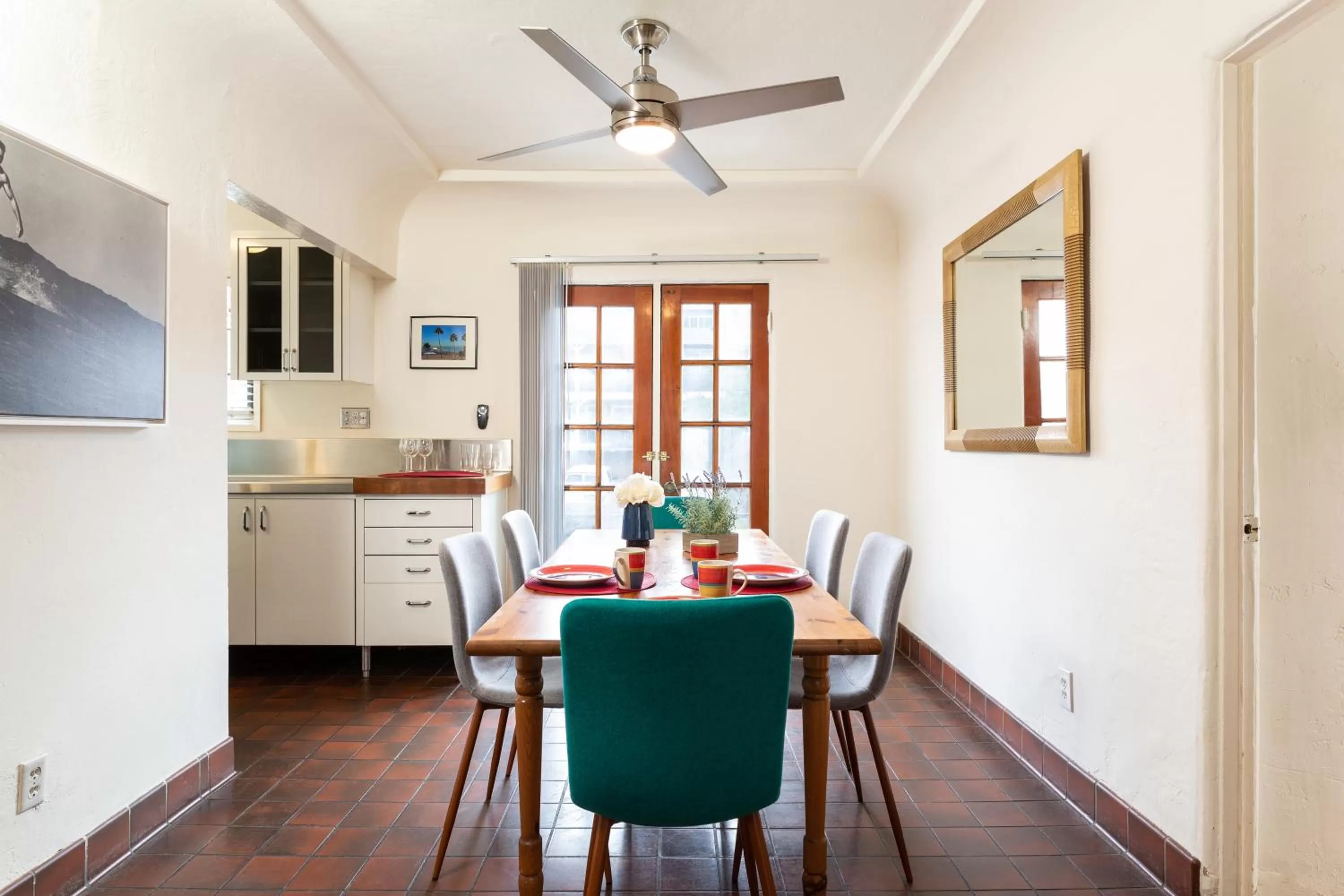 Dining area in The Sea View Inn At The Beach