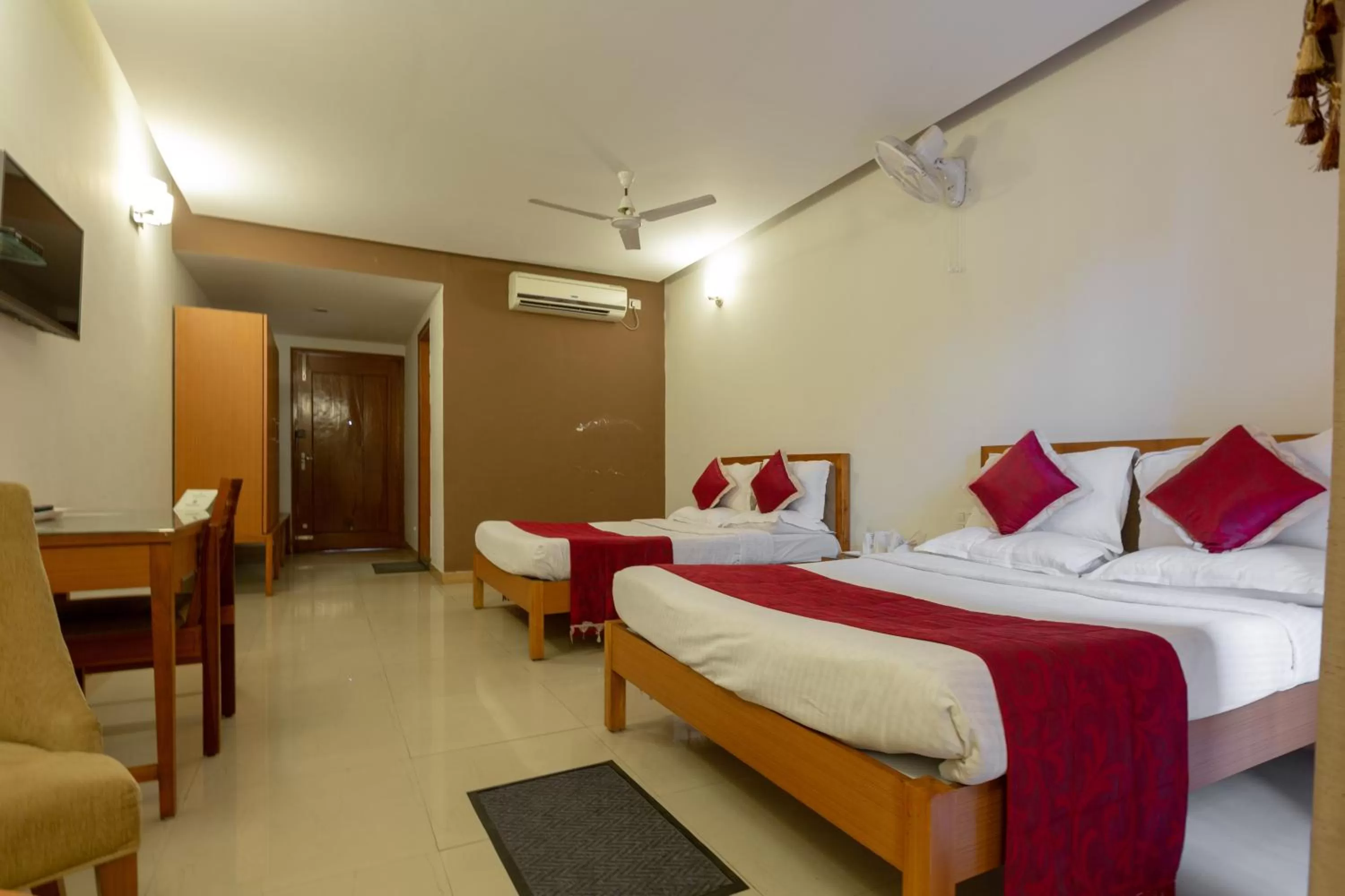 Bed in KSTDC Hotel Mayura Hoysala, Mysore