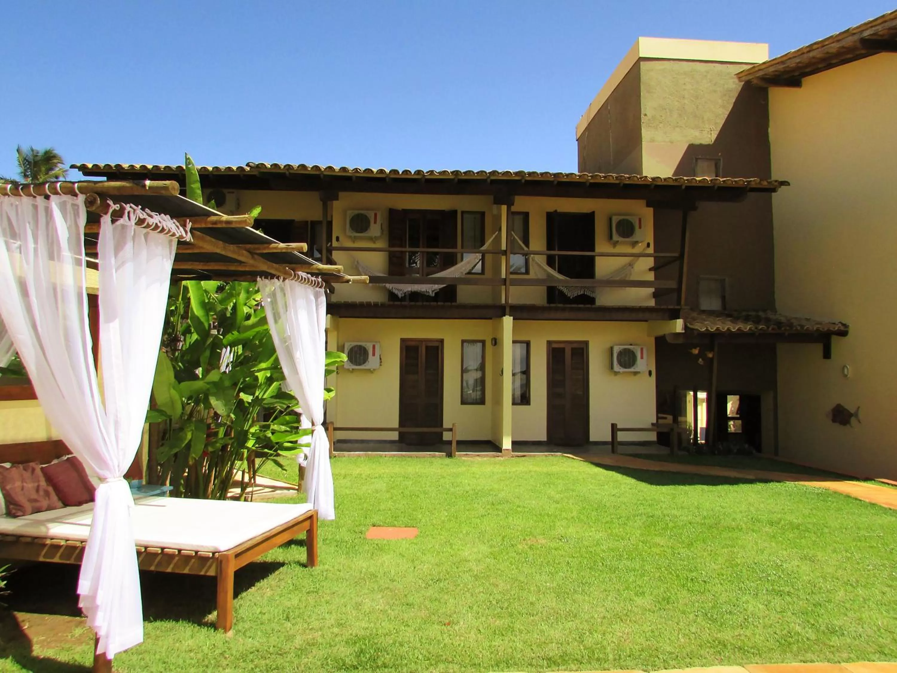 Garden, Property Building in Pousada dos Hibiscus
