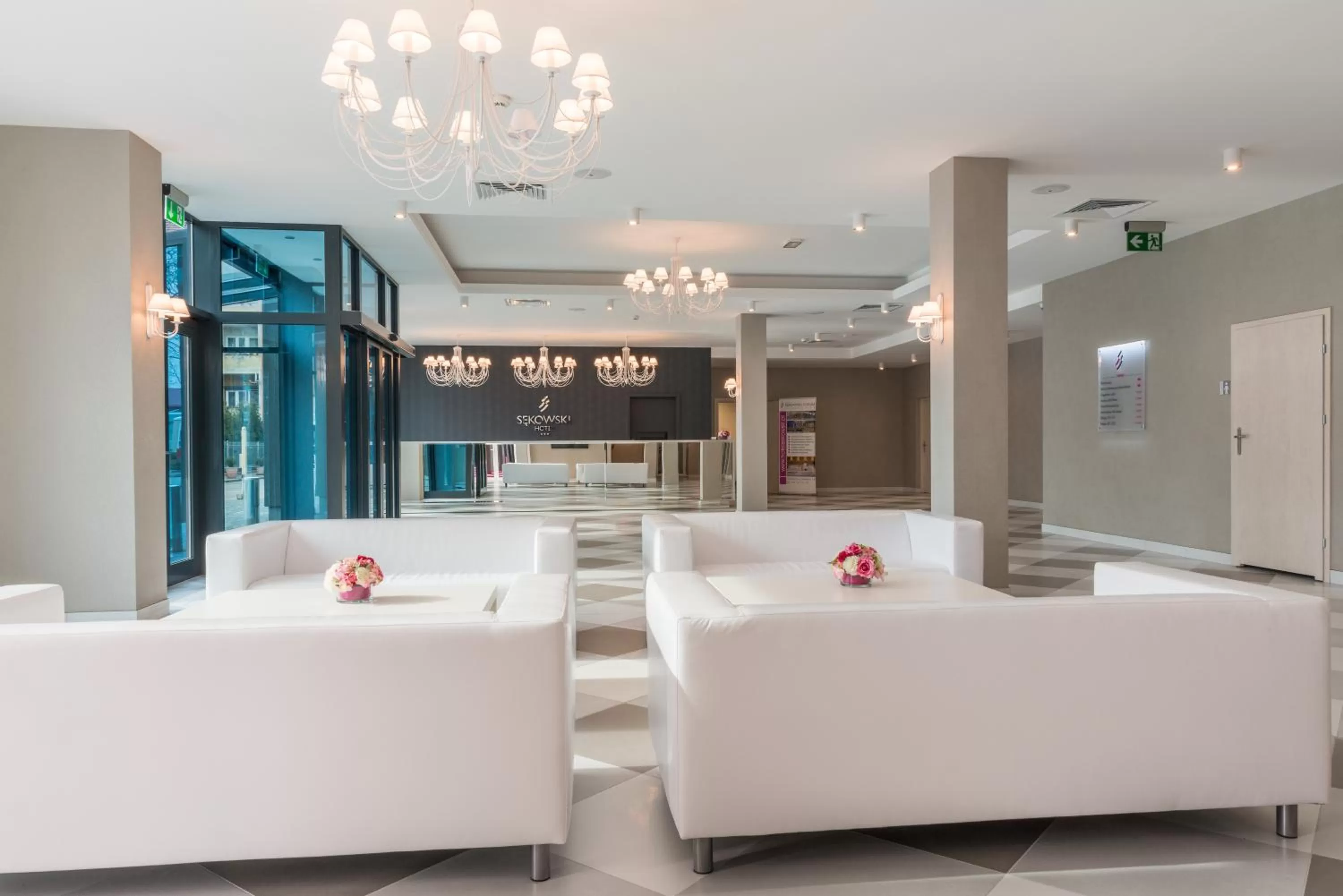 Lobby or reception, Bathroom in Hotel Sękowski