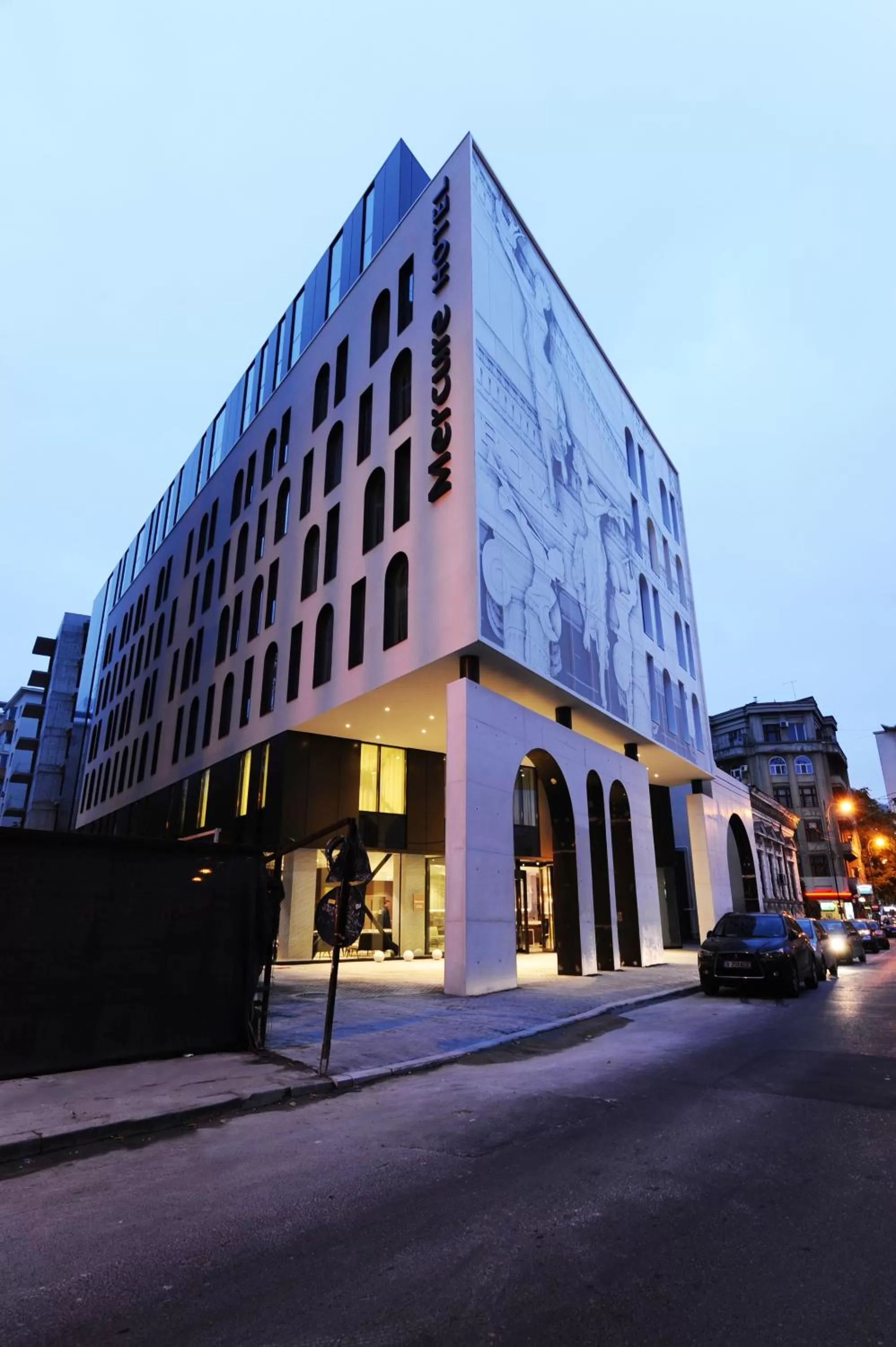 Facade/entrance in Mercure Bucharest City Center