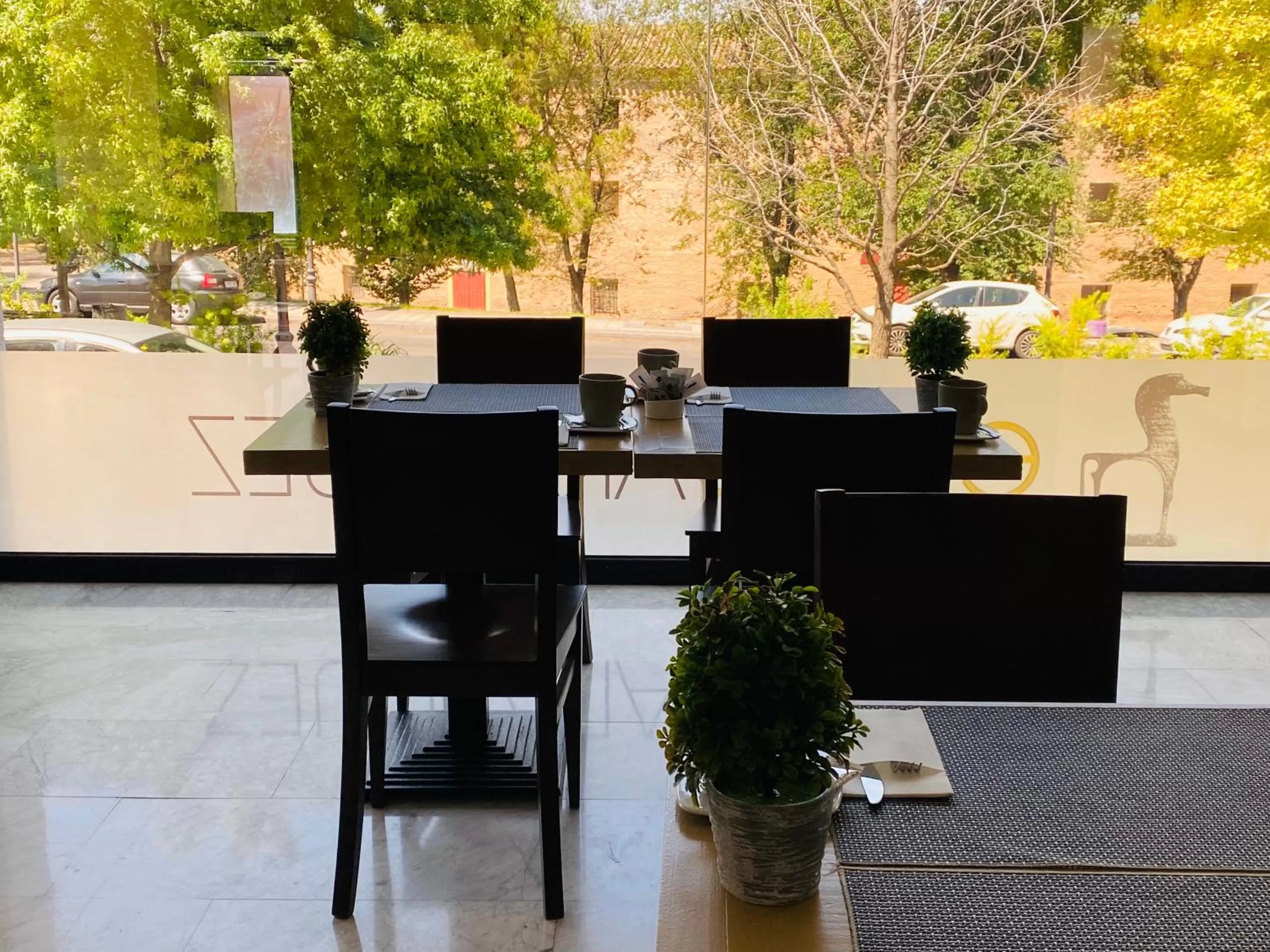 Restaurant/places to eat in Hotel Equo Aranjuez