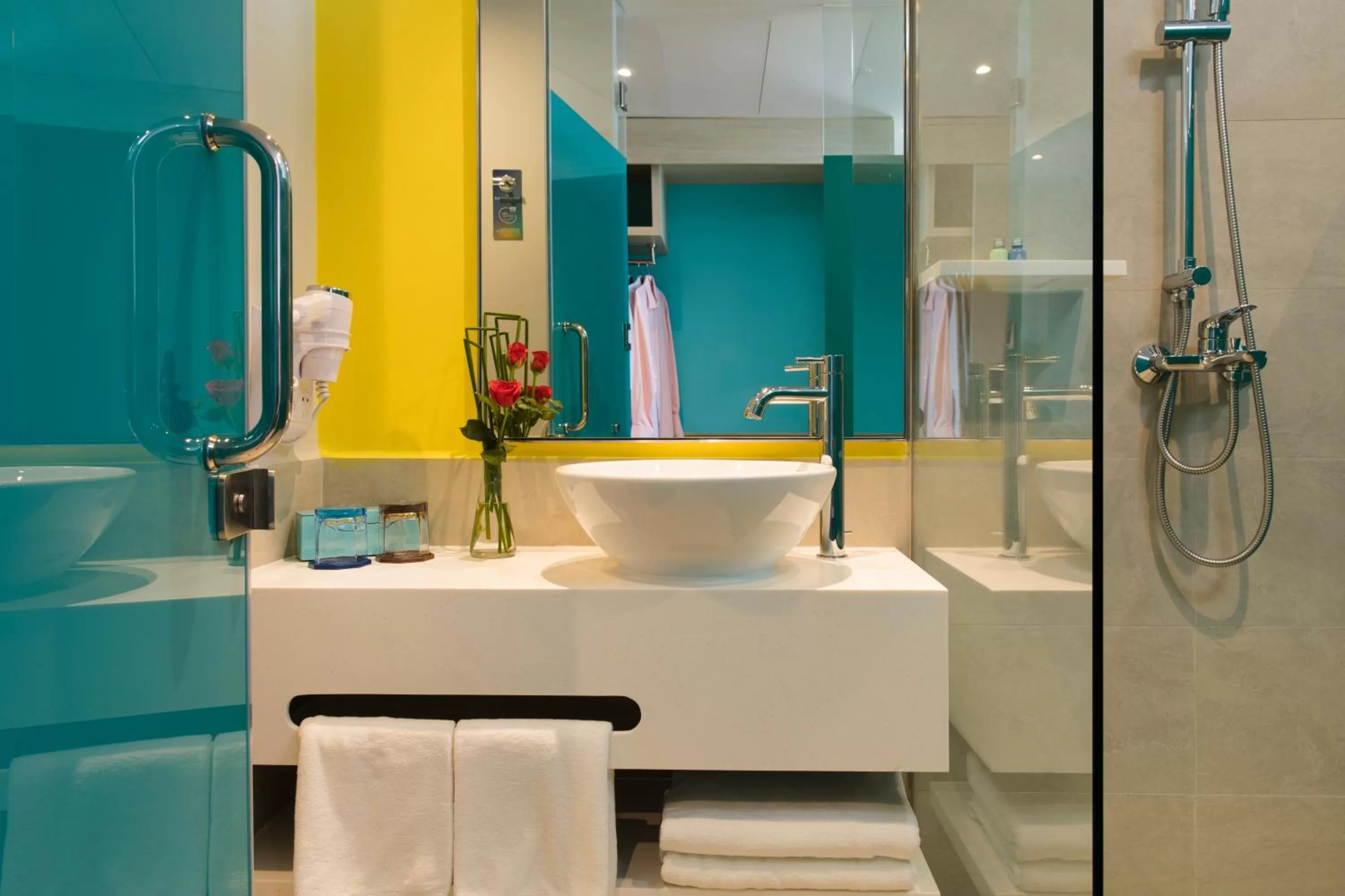 Shower in ibis Styles Nha Trang