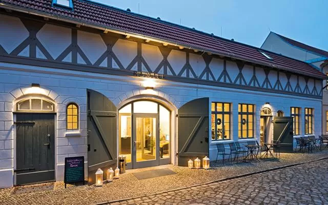 Restaurant/places to eat in Hotel Brandenburger Dom