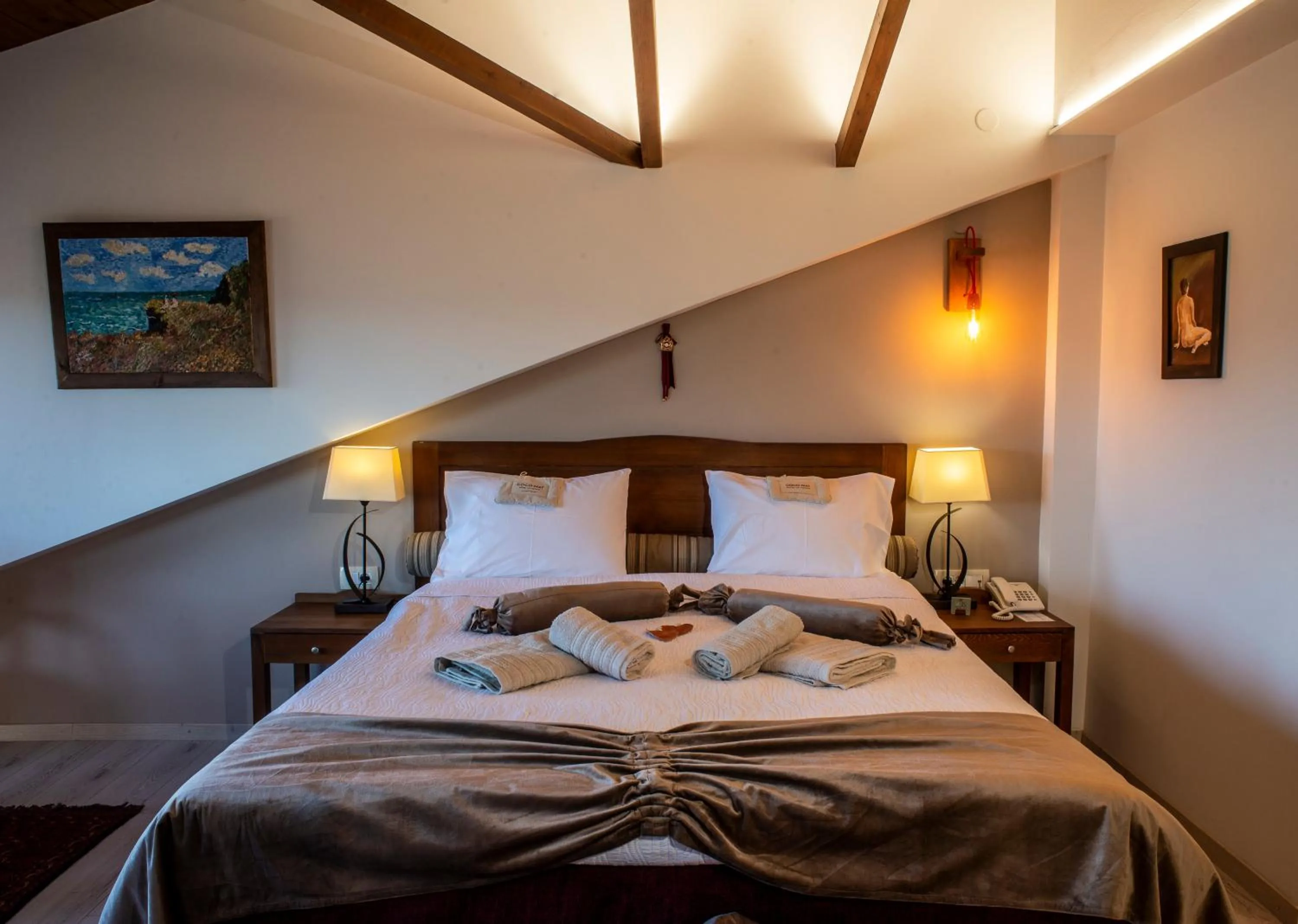 Bed in Hotel Rodovoli