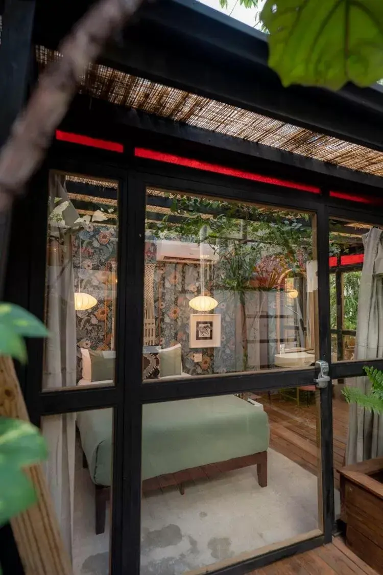 Deluxe Double Room with Bath in La Botanica Hotel Deluxe Double Room with Bath in La Botanica Hotel