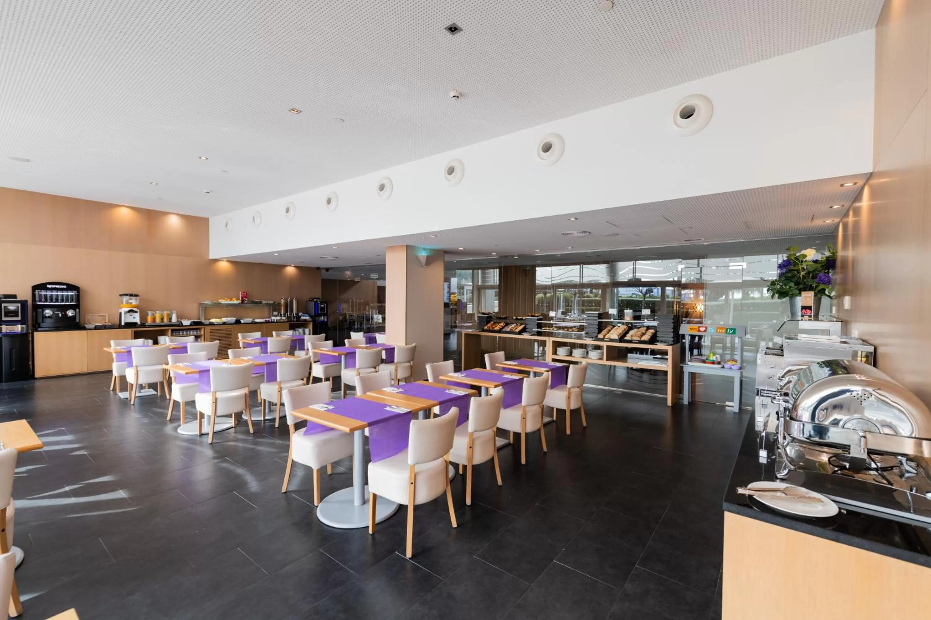 Restaurant/places to eat in Atenea Port Barcelona Mataró