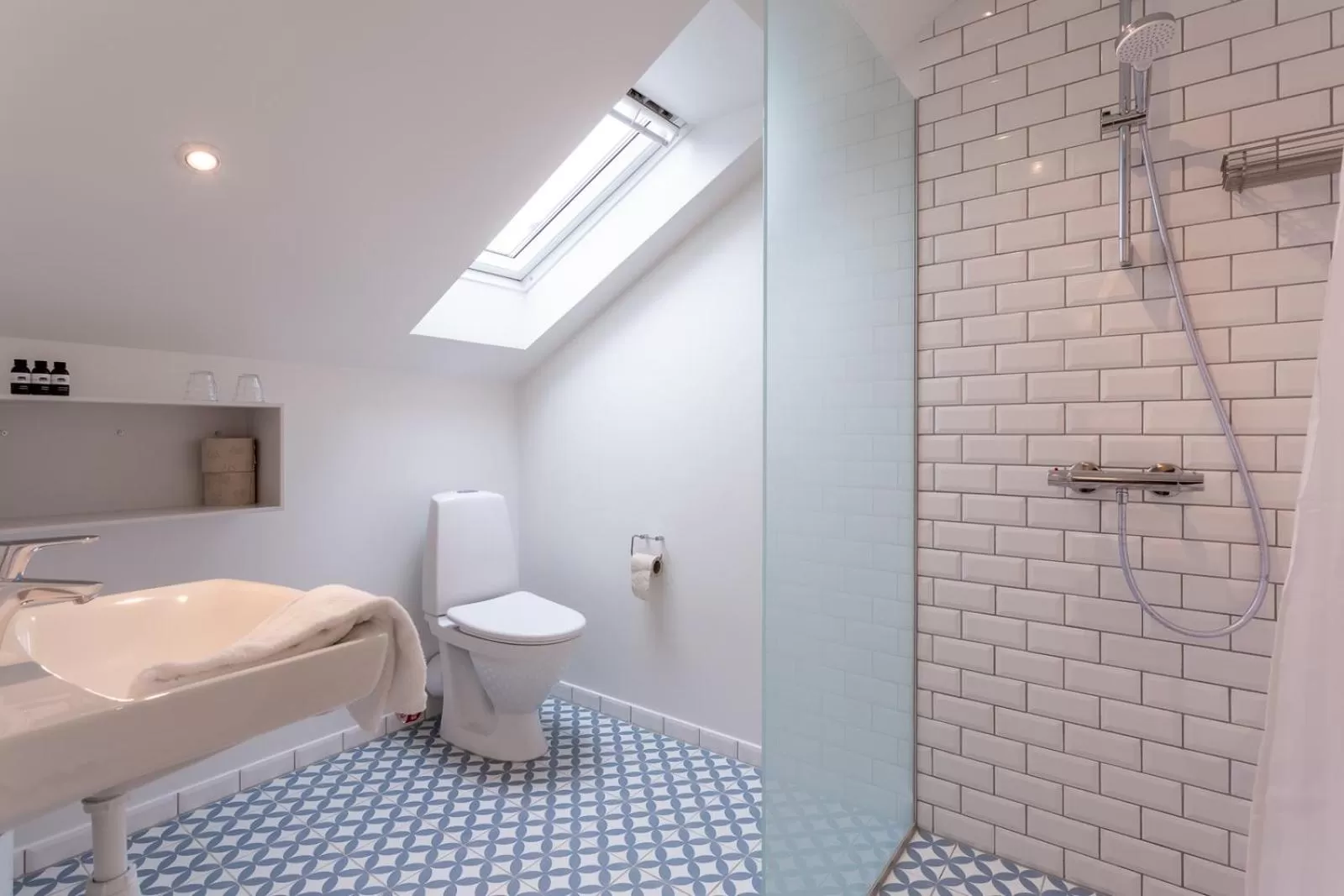 Bathroom in Rødvig Kro og Badehotel