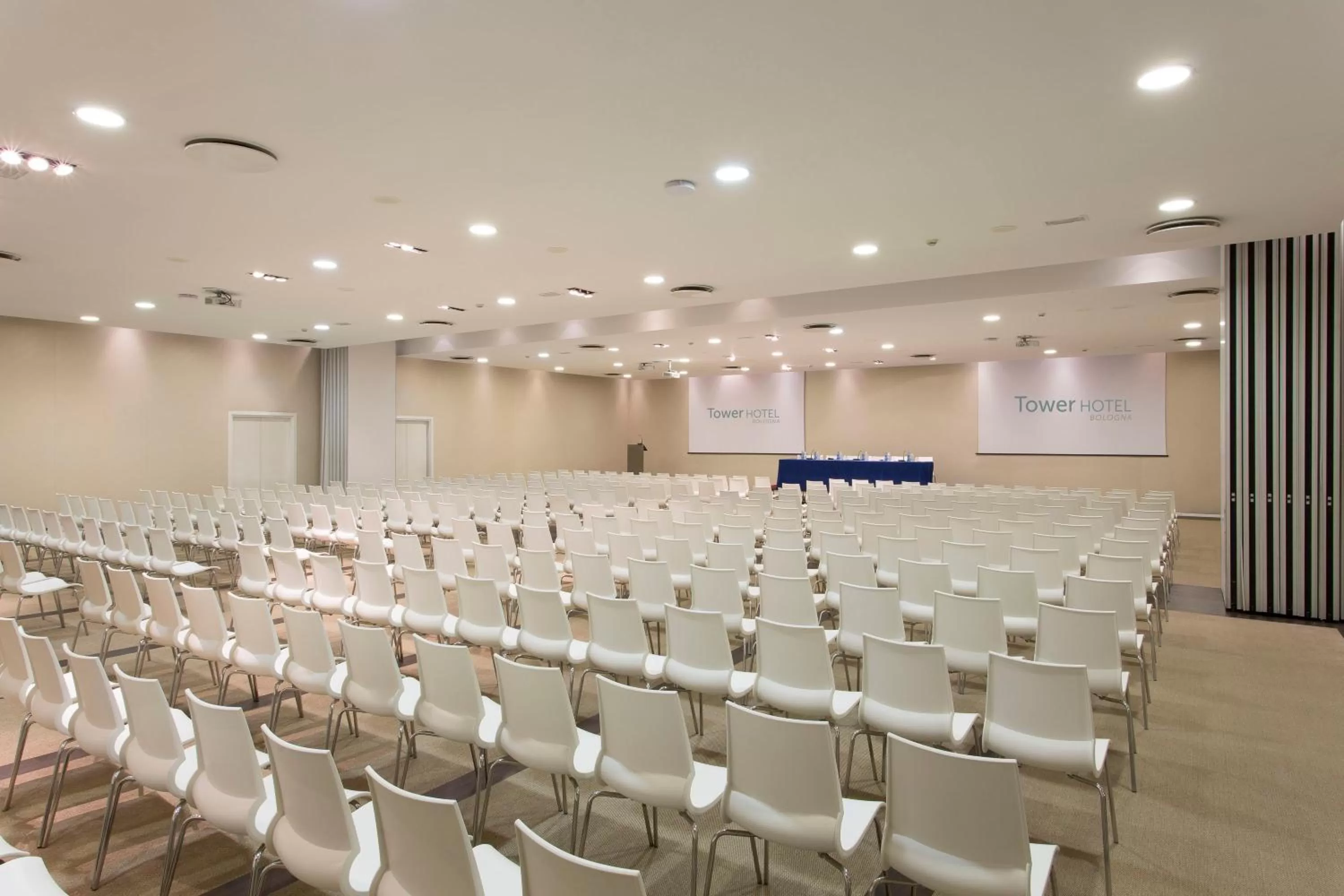 Meeting/conference room in Best Western Plus Tower Hotel Bologna