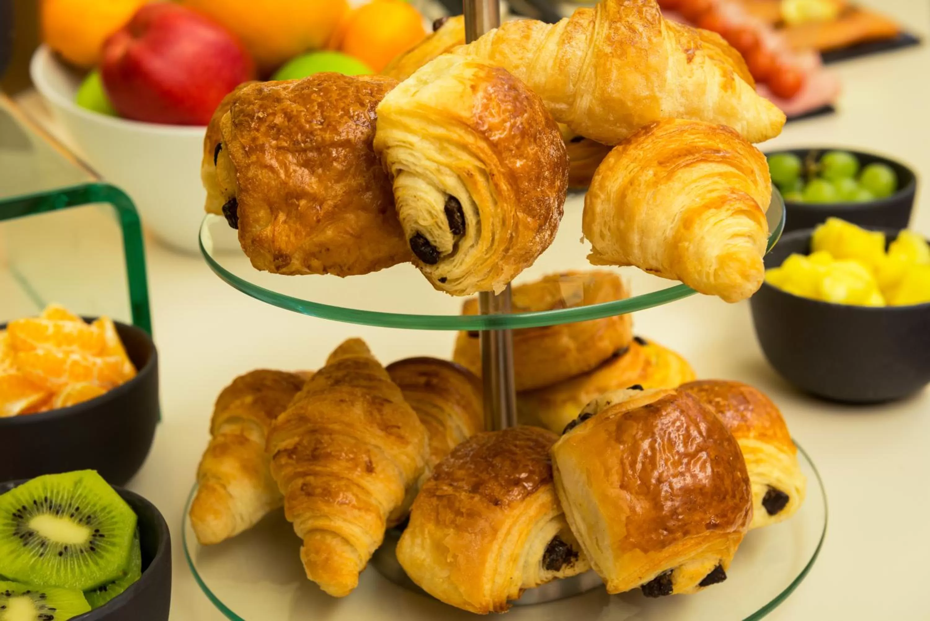 Continental breakfast in Hôtel Le Tourville by Inwood Hotels