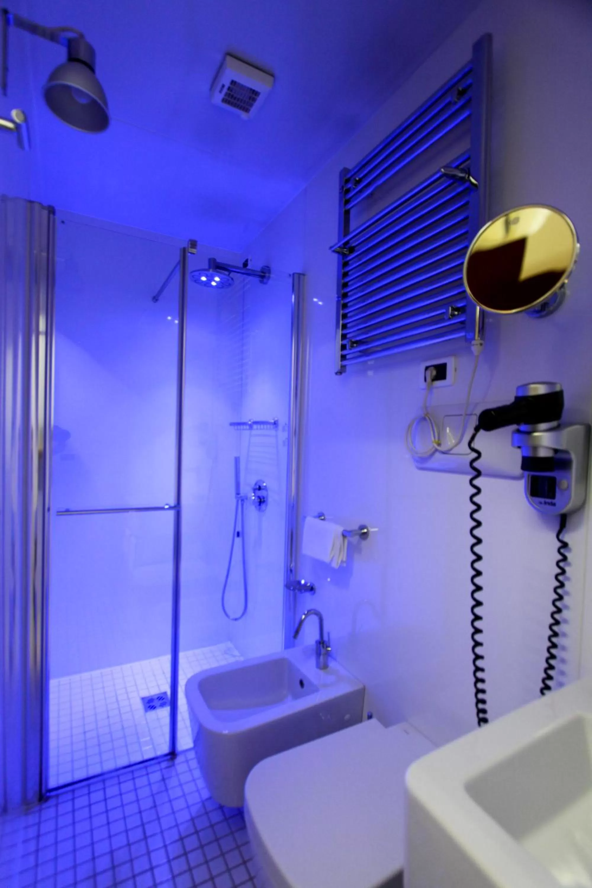 Bathroom in Hotel Il Guercino