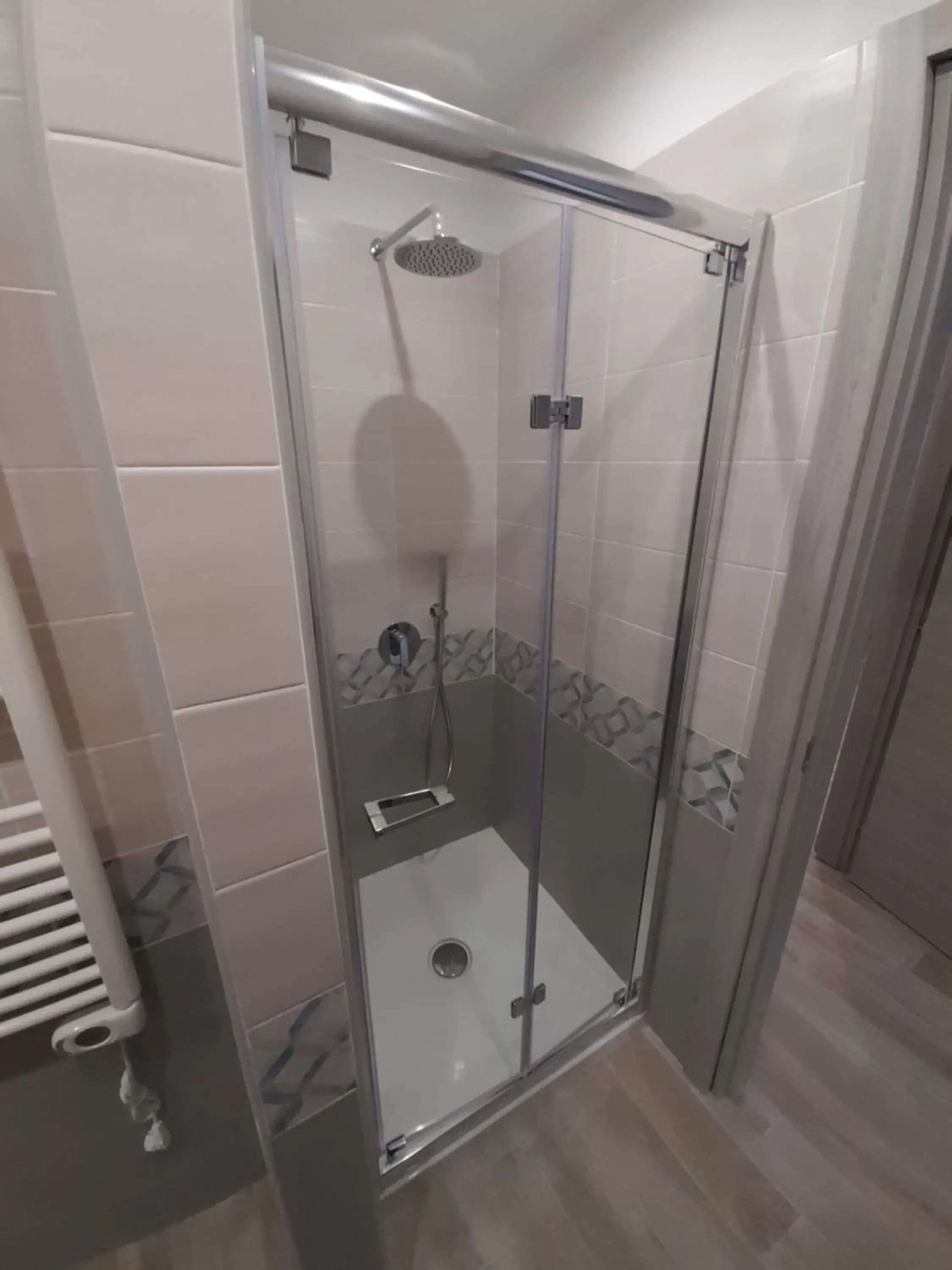 Family Room with Private Bathroom - single occupancy in Tripepi suites Family Room with Private Bathroom - single occupancy in Tripepi suites