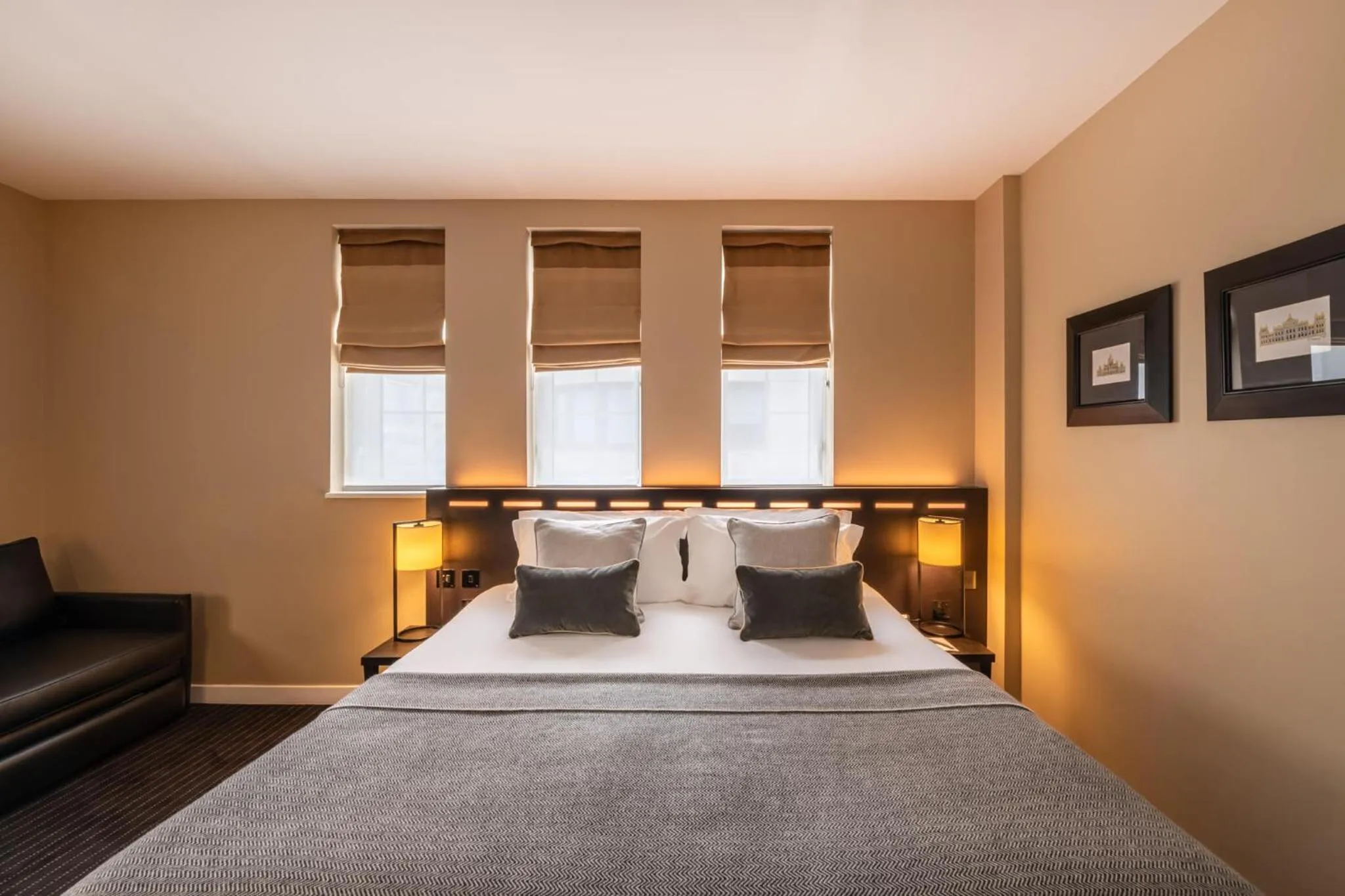 Bedroom, Bed in The Resident Victoria