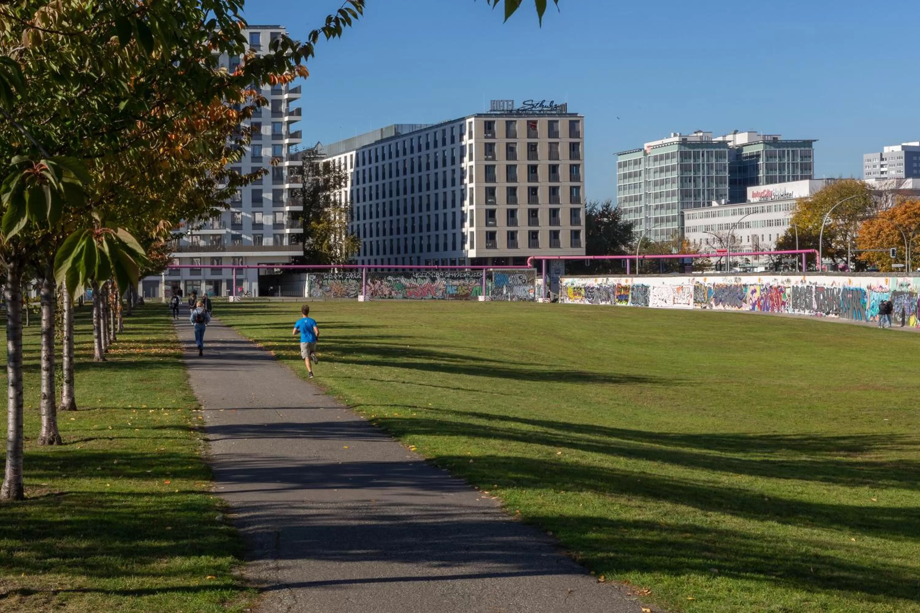 Schulz Hotel Berlin Wall at the East Side Gallery