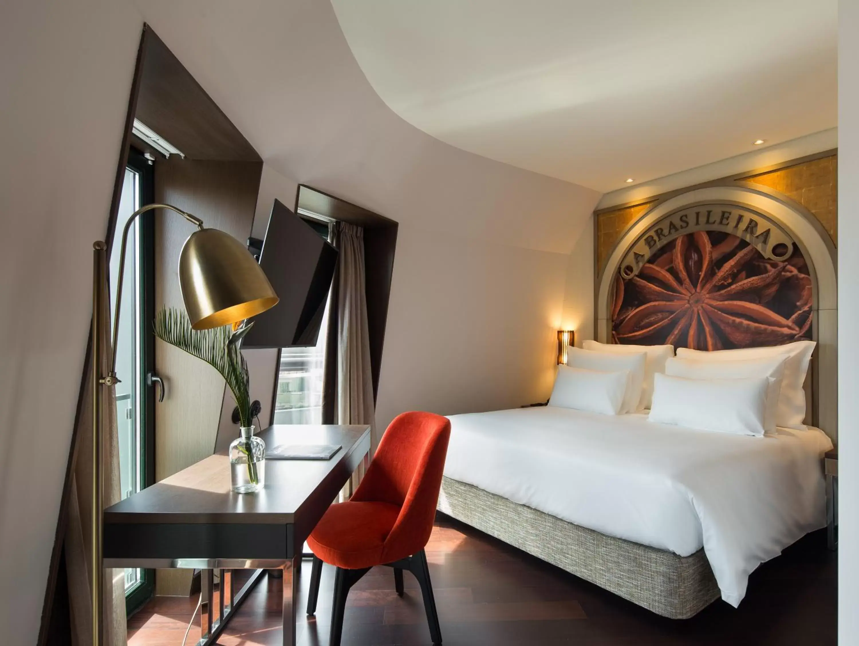 Deluxe Single Room in Pestana Porto - A Brasileira, City Center & Heritage Building Deluxe Single Room in Pestana Porto - A Brasileira, City Center & Heritage Building