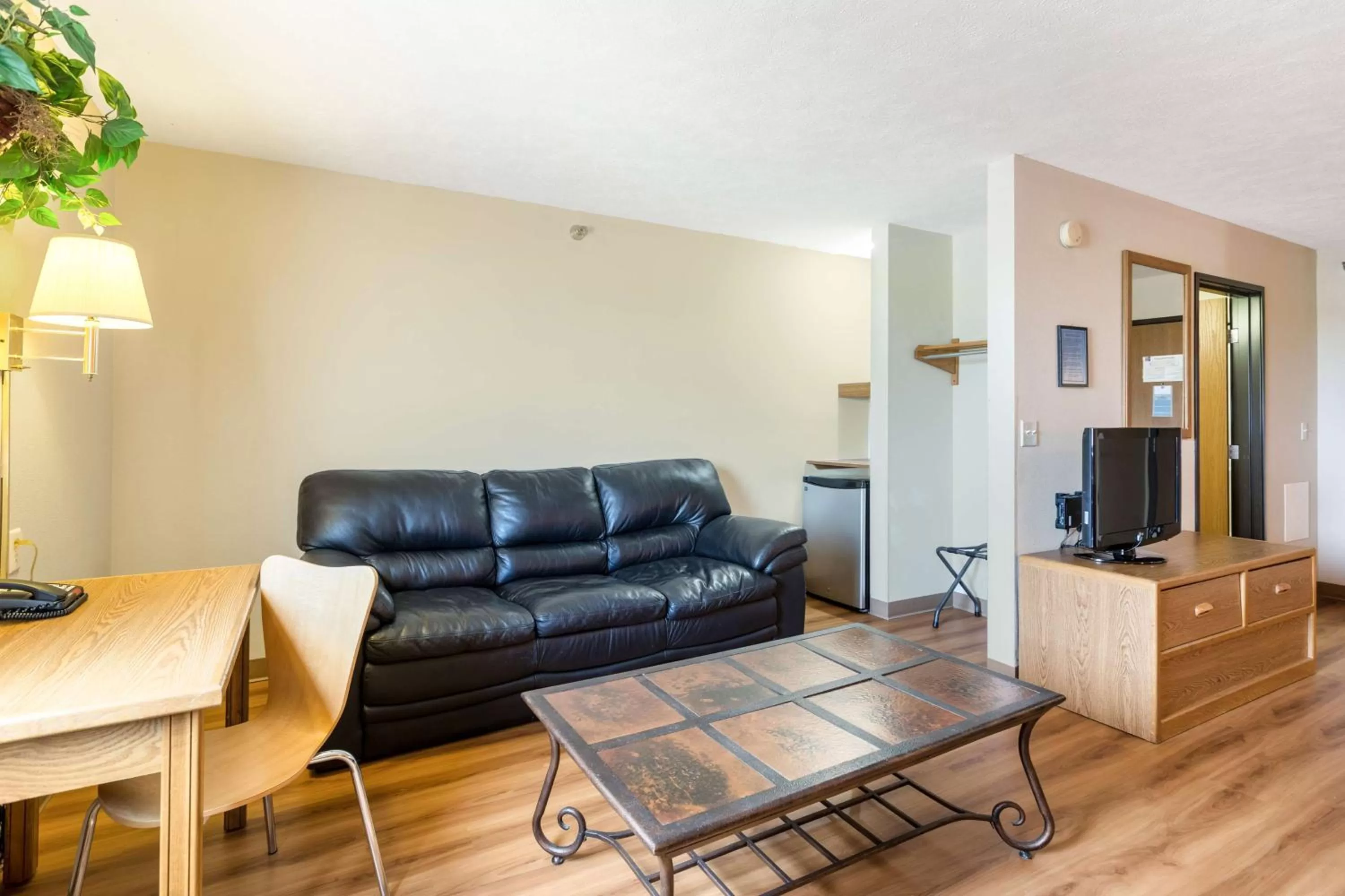 Photo of the whole room in Motel 6-Percival, IA