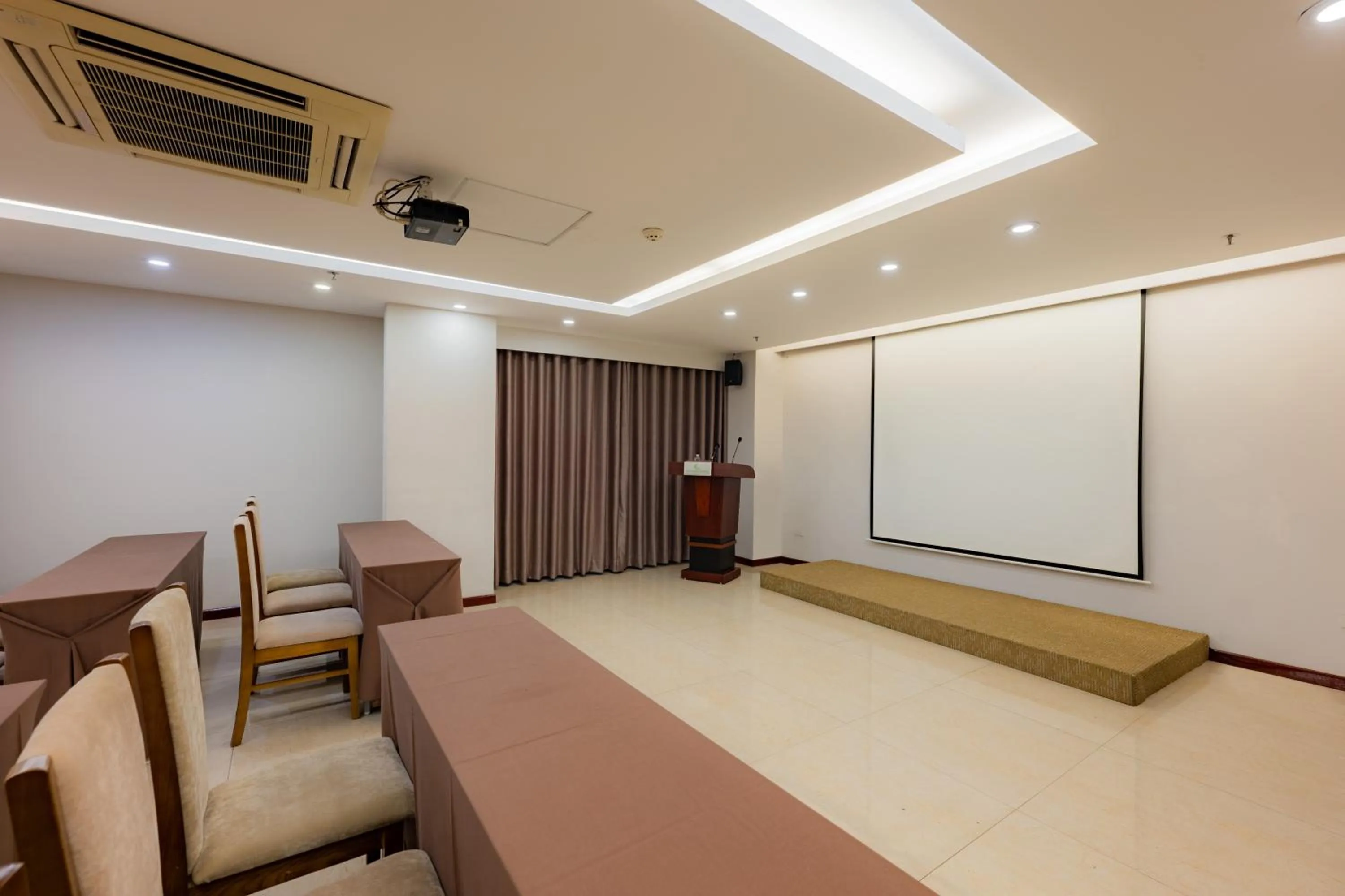 Riverside Hanoi Hotel