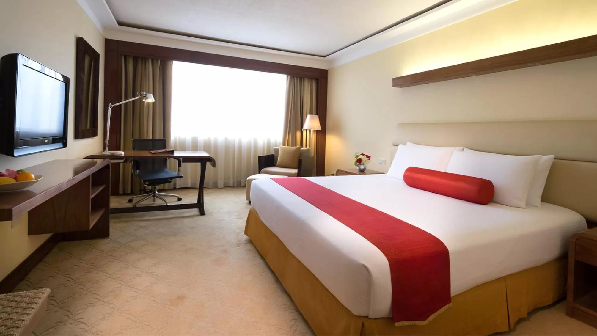 Bedroom, Bed in Marco Polo Plaza Cebu
