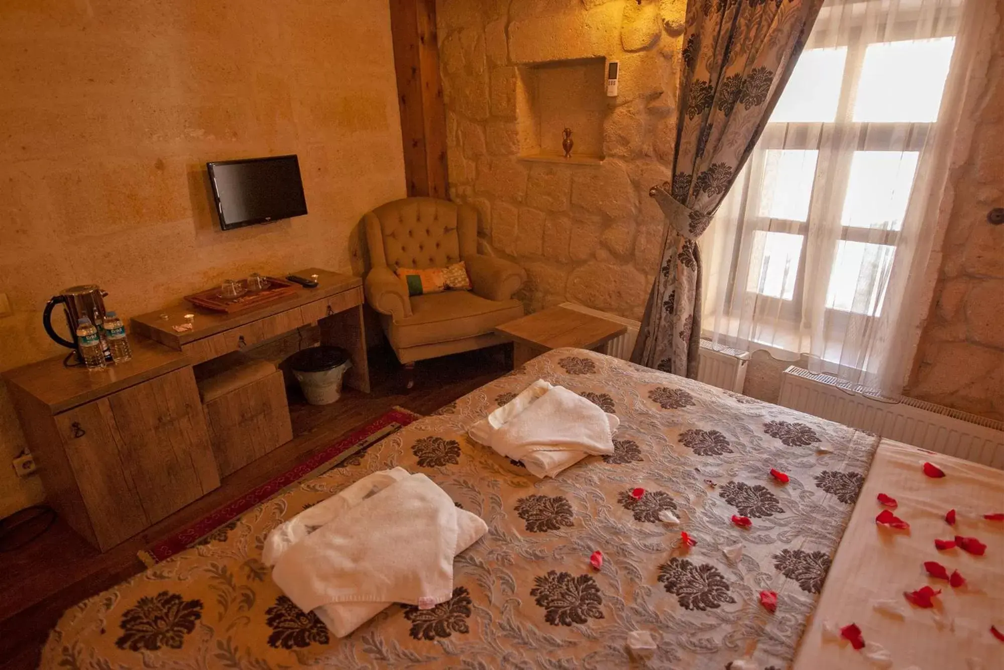 Deluxe Room with Bath in Diamond of Cappadocia Deluxe Room with Bath in Diamond of Cappadocia
