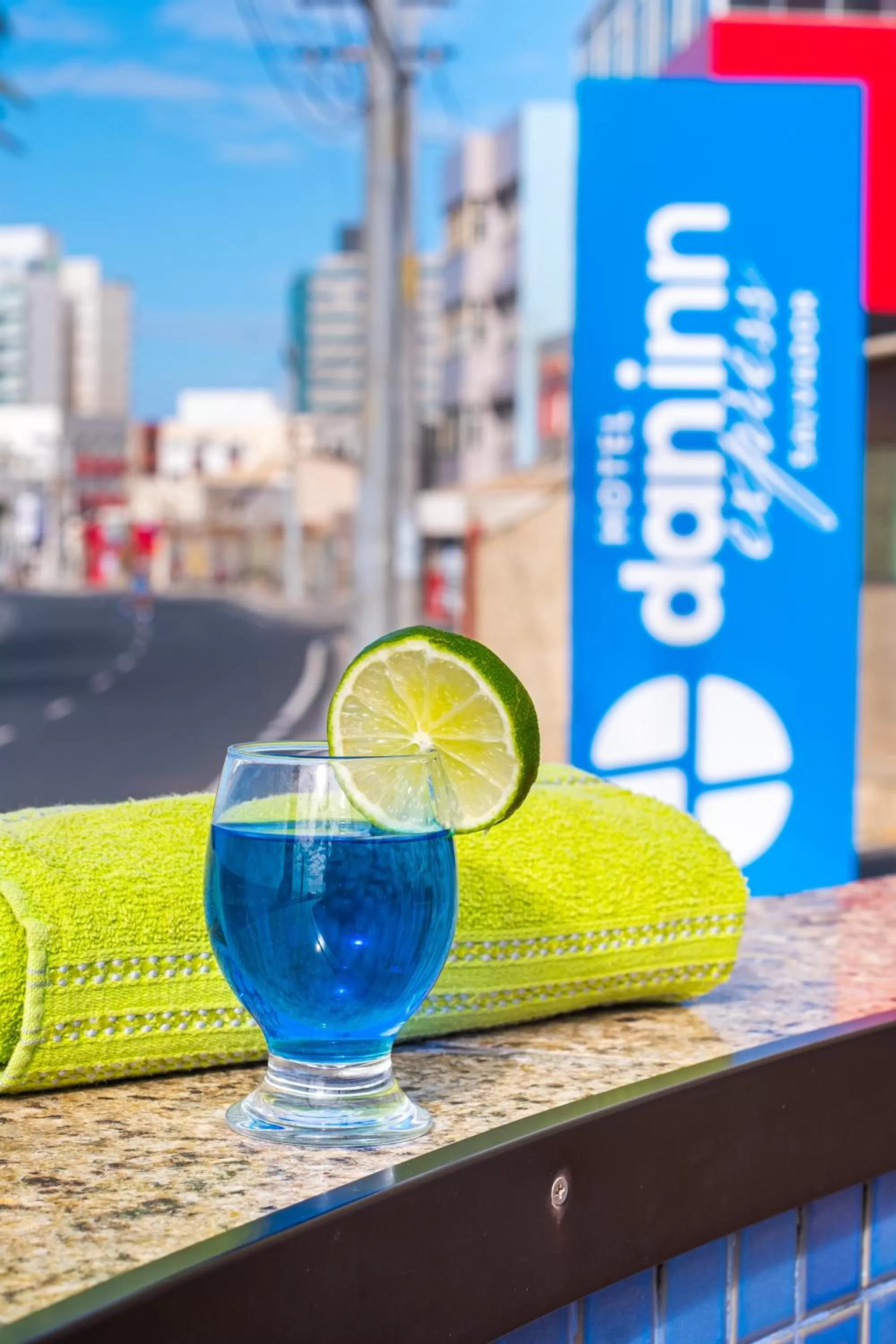 Swimming pool in Hotel Dan Inn Express Salvador By Nacional Inn