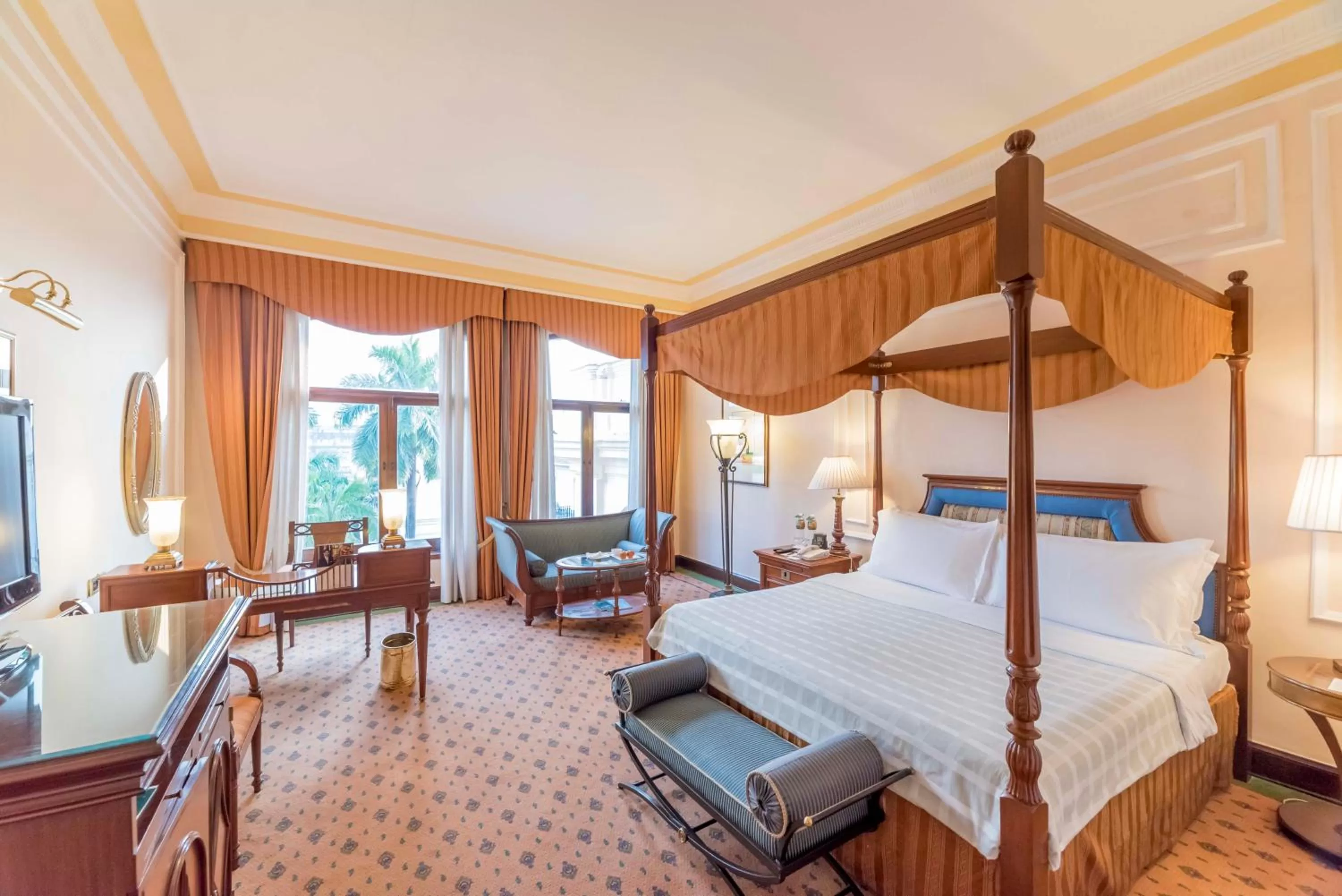 The Oberoi Grand Kolkata