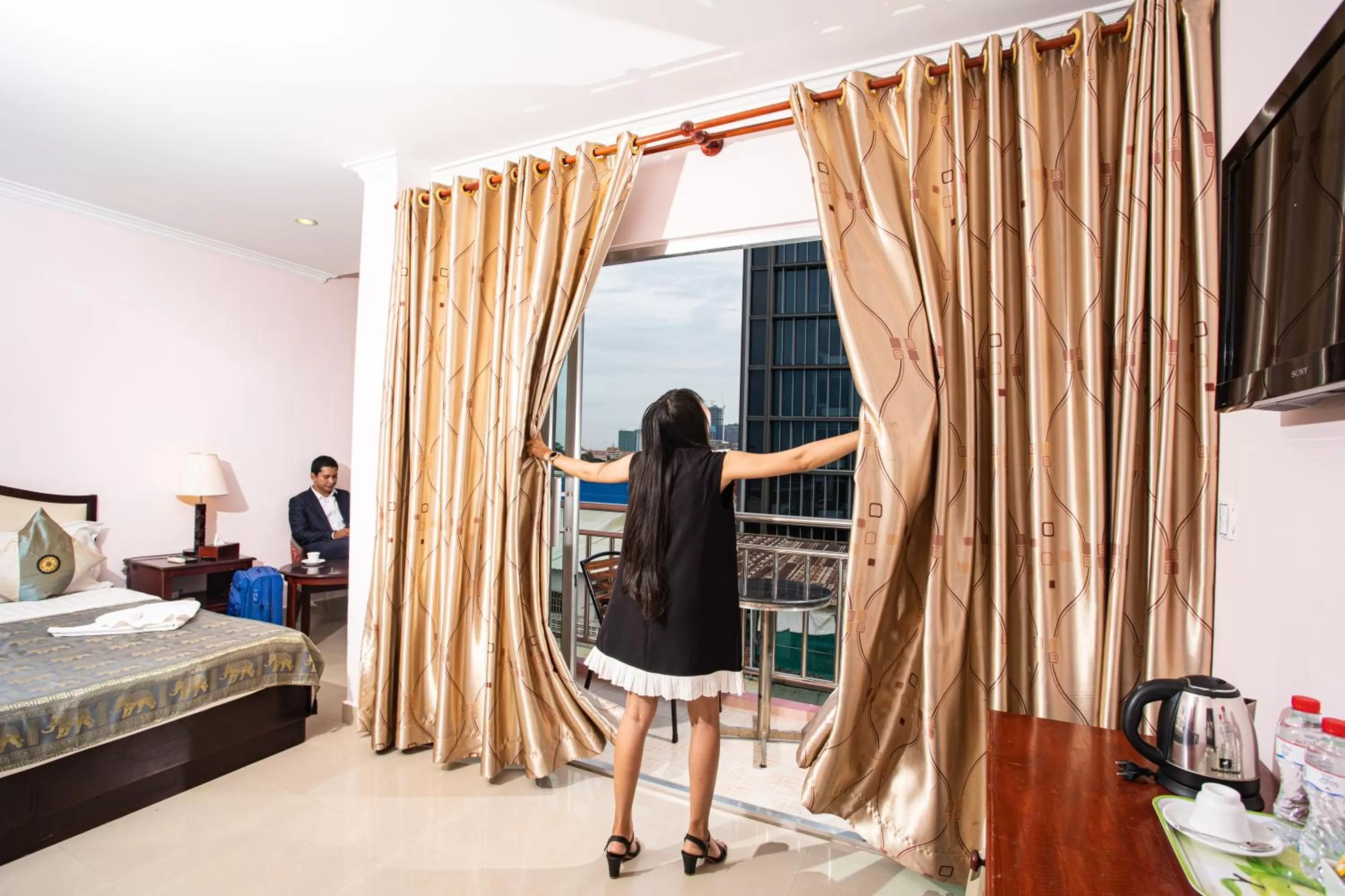 Bed in Silver Mounts Hotel