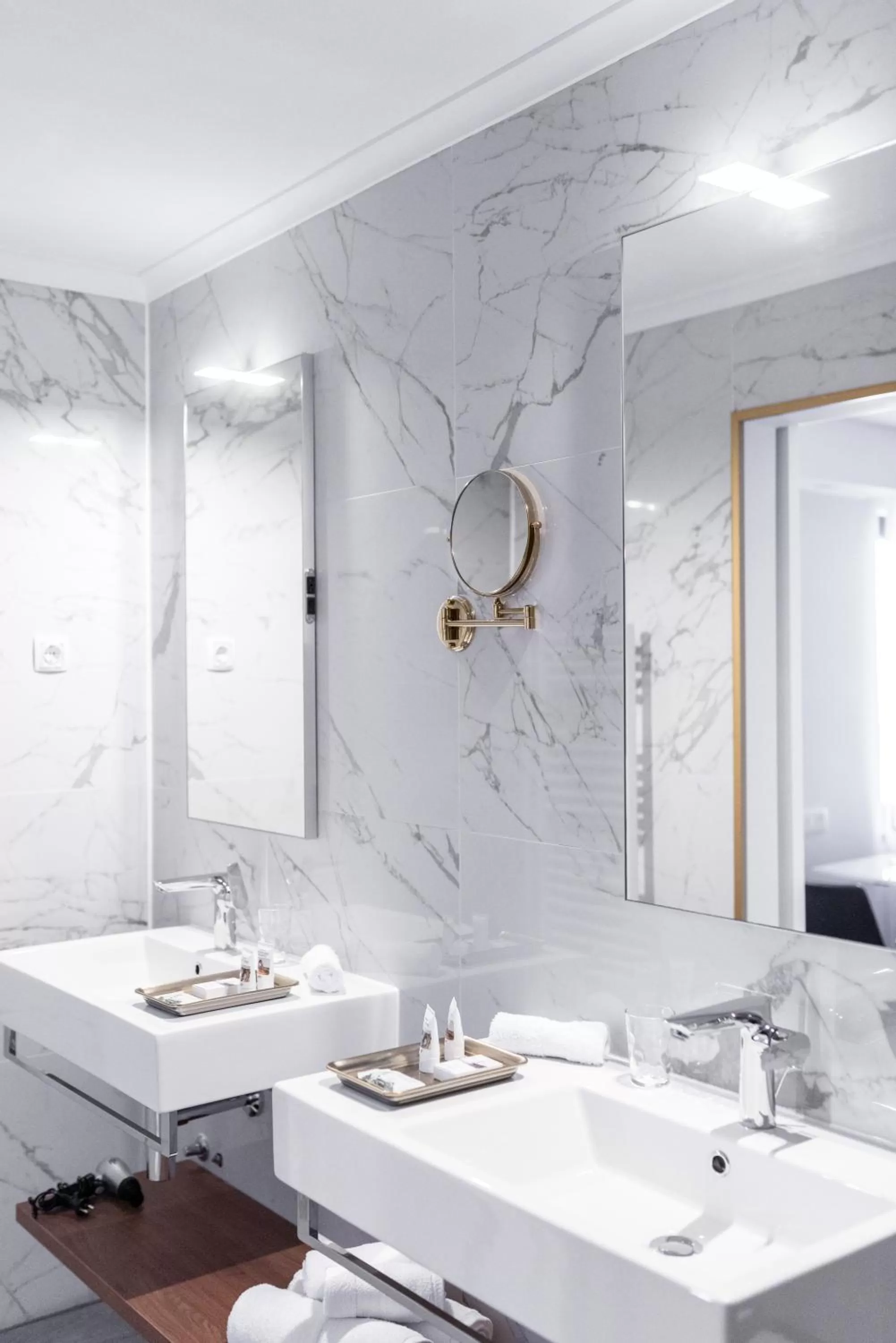 Bathroom in La Loggia