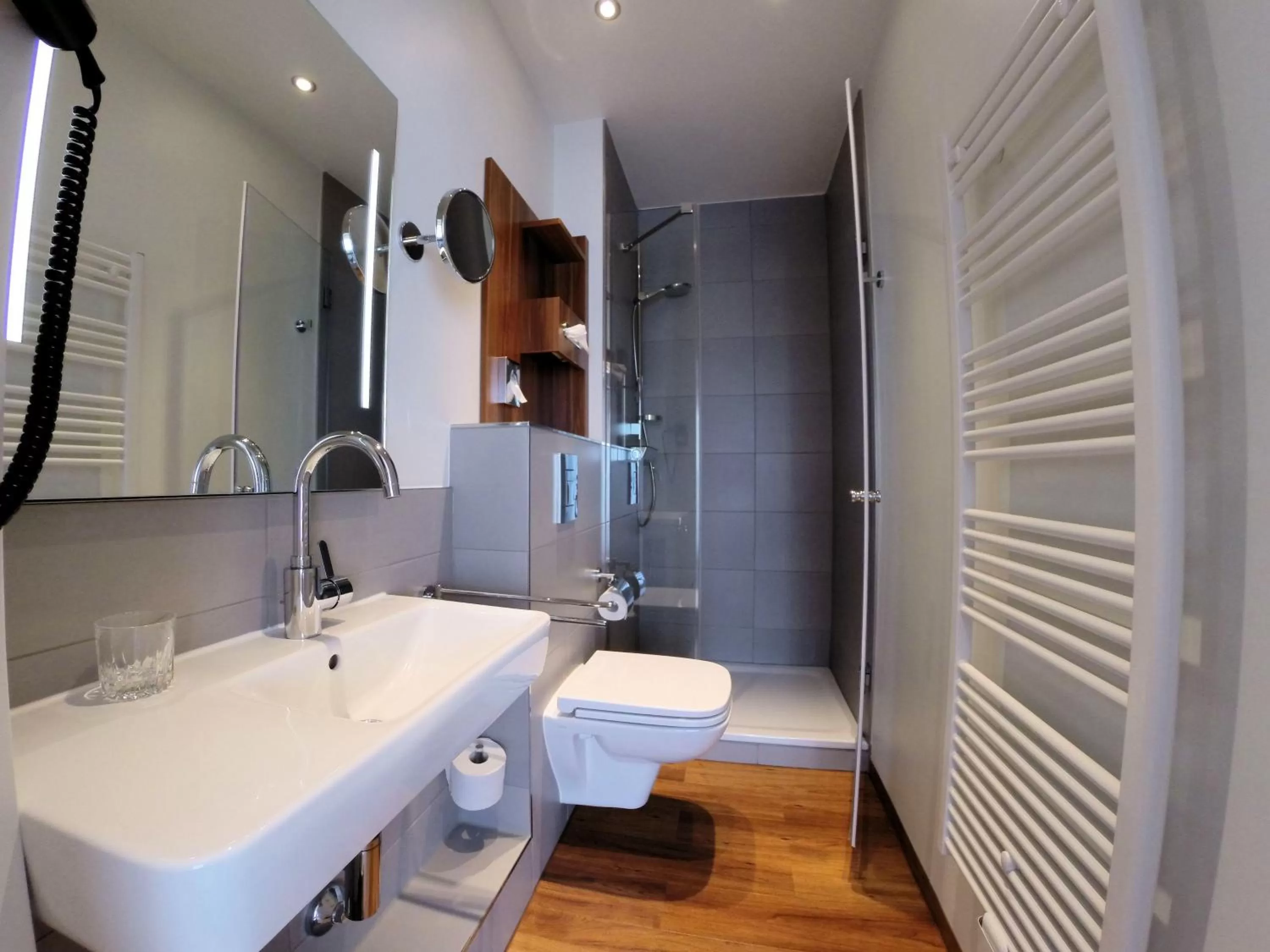 Shower in Frommanns Landhotel