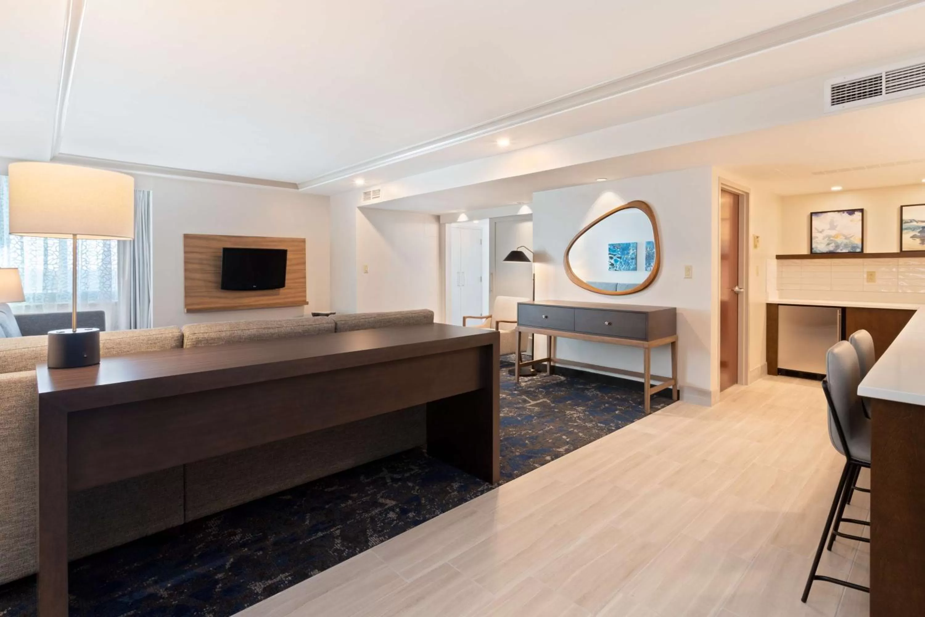 Bedroom in Embassy Suites by Hilton Tampa USF Near Busch Gardens