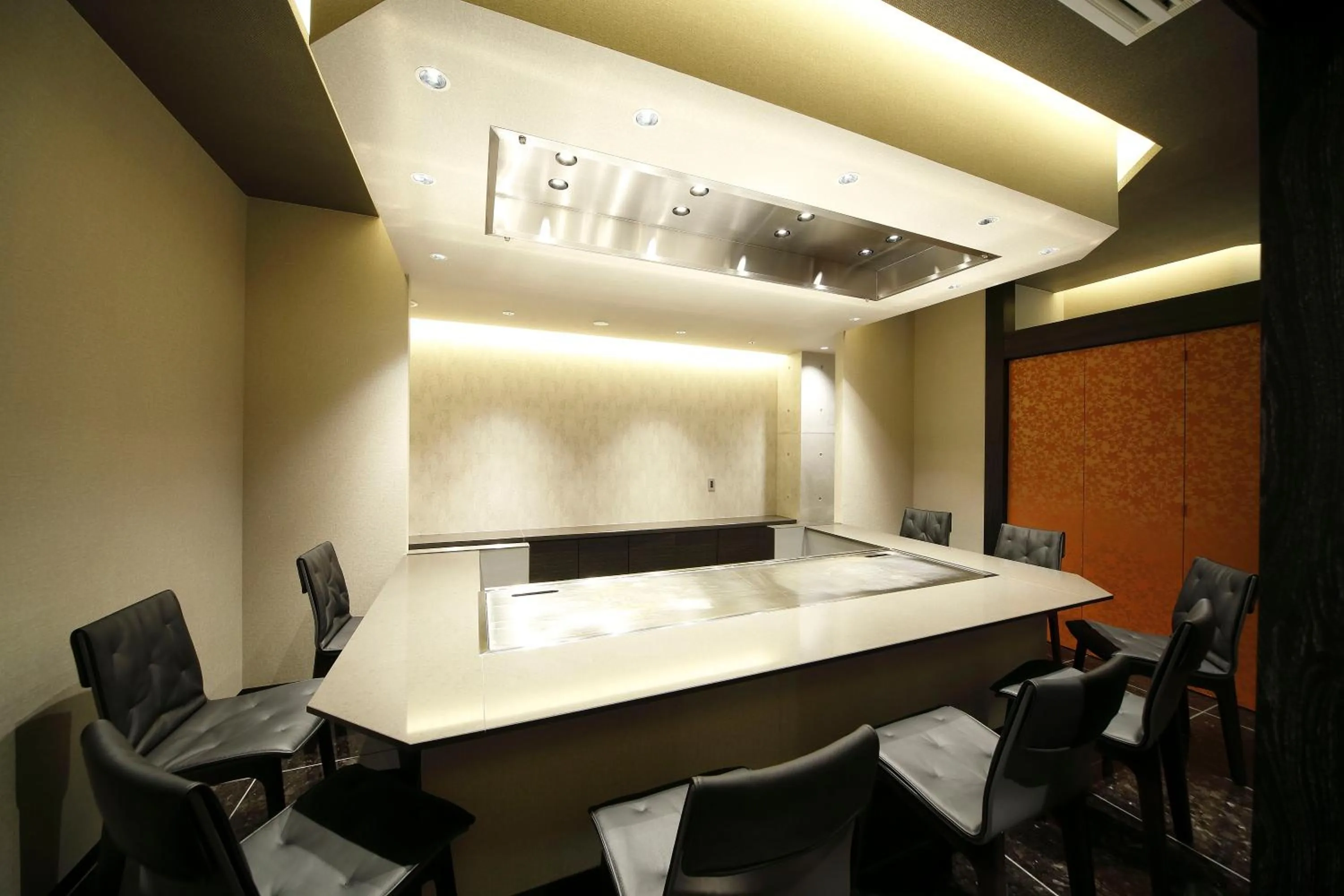 Restaurant/places to eat in Piazza Hotel Nara